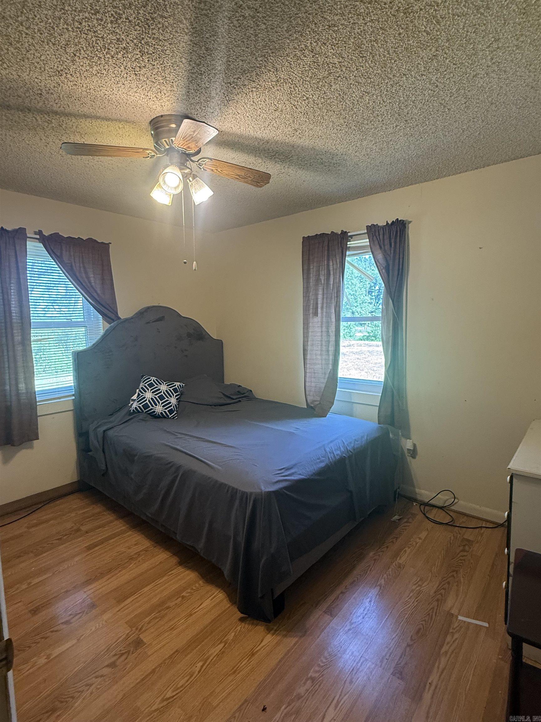 SEARCY ORIGINAL - Residential