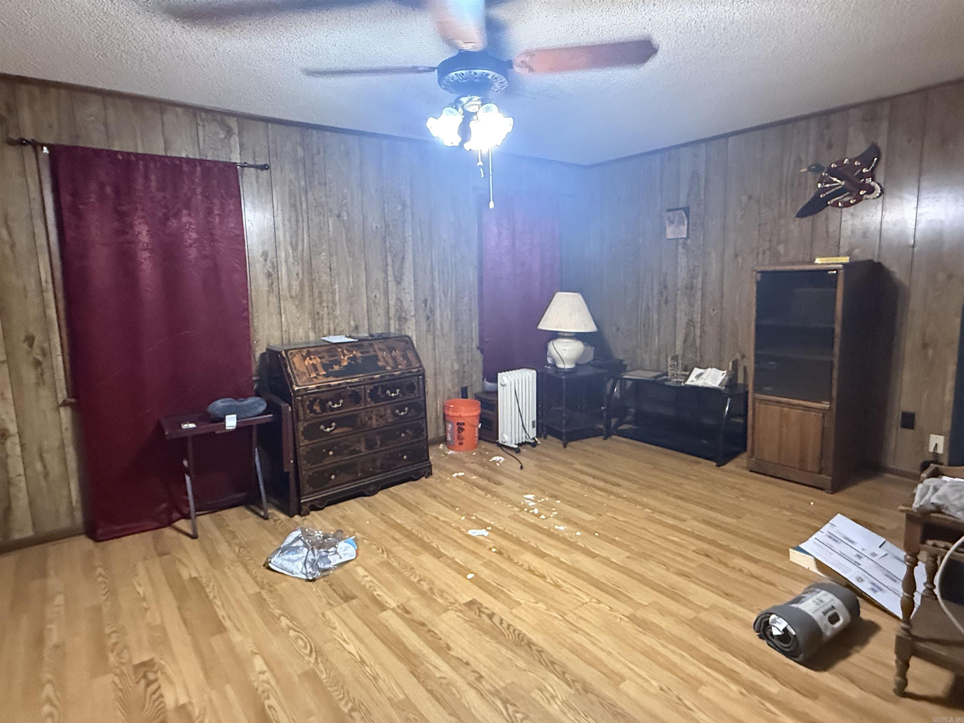 SEARCY ORIGINAL - Residential