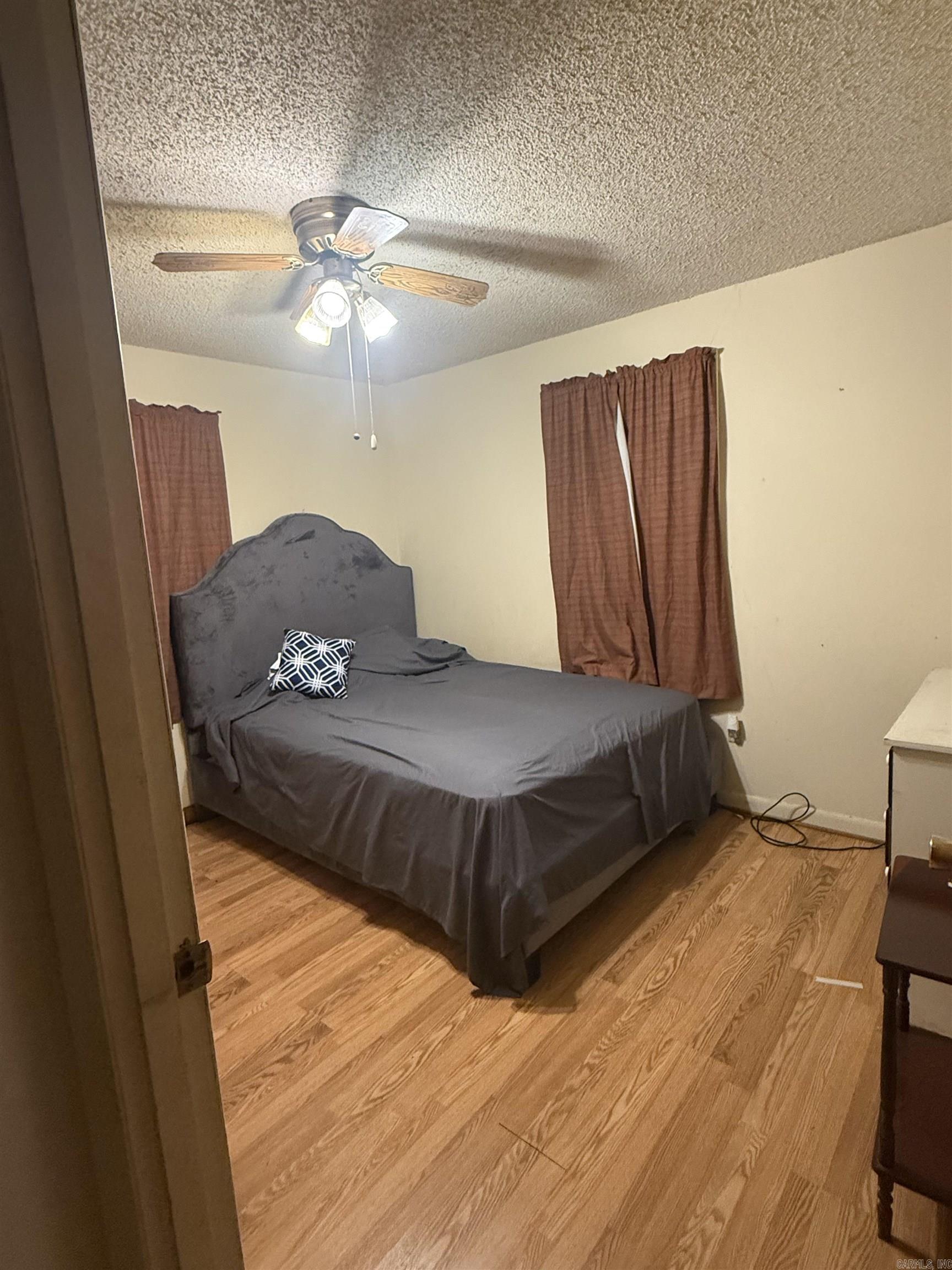 SEARCY ORIGINAL - Residential