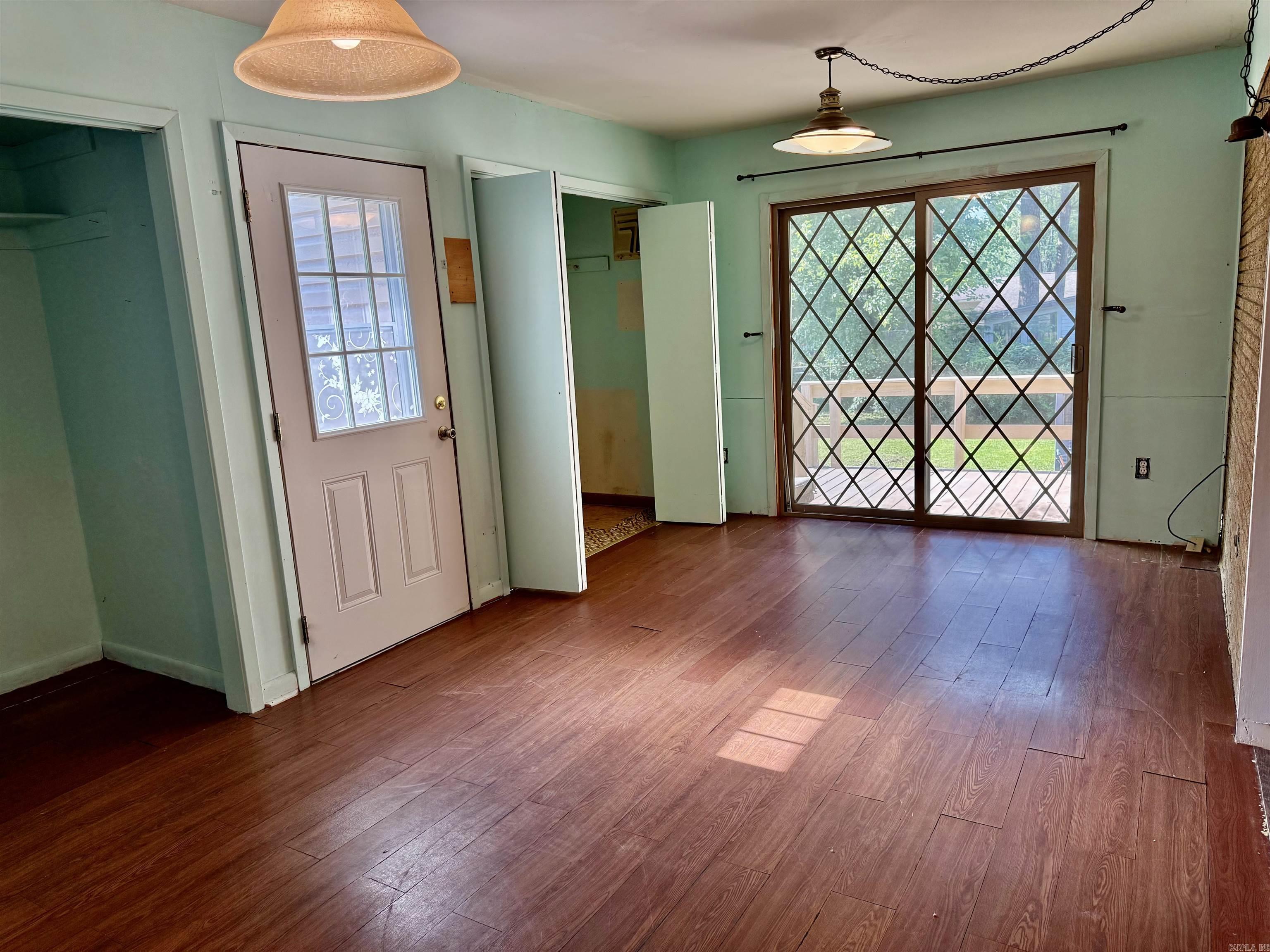 Hill Crest - Residential
