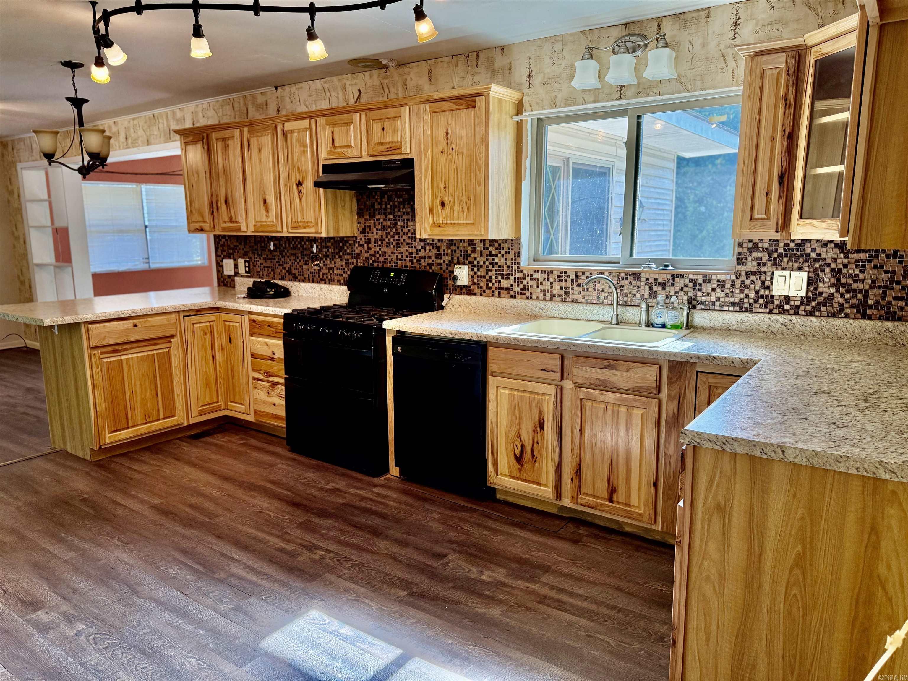 Hill Crest - Residential