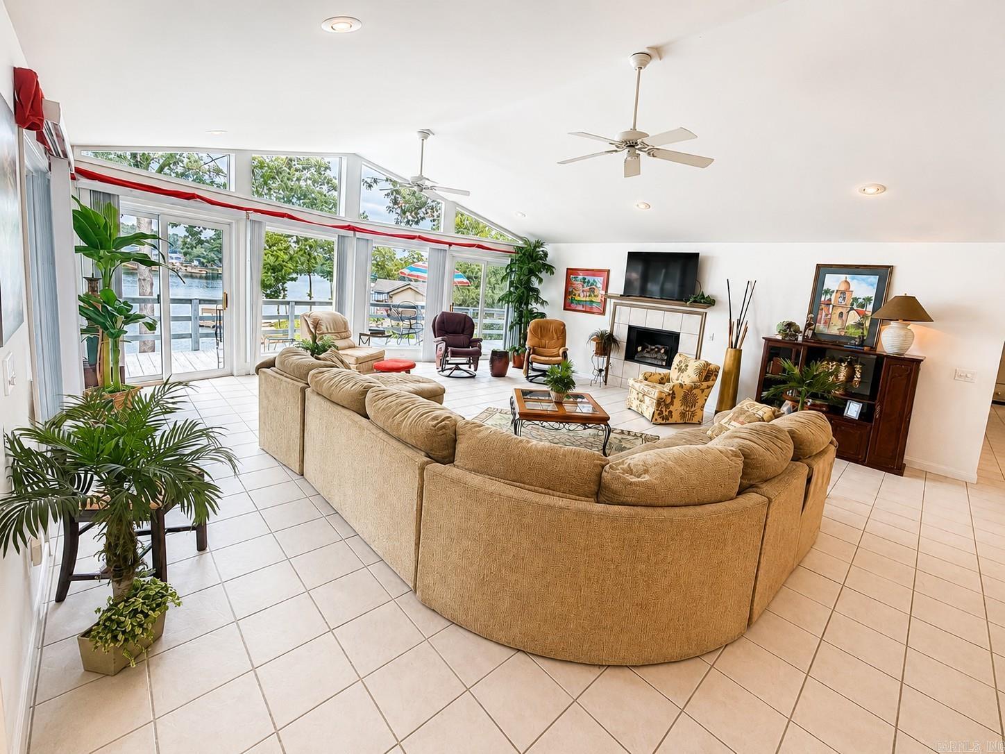 CREE THIRD - Residential