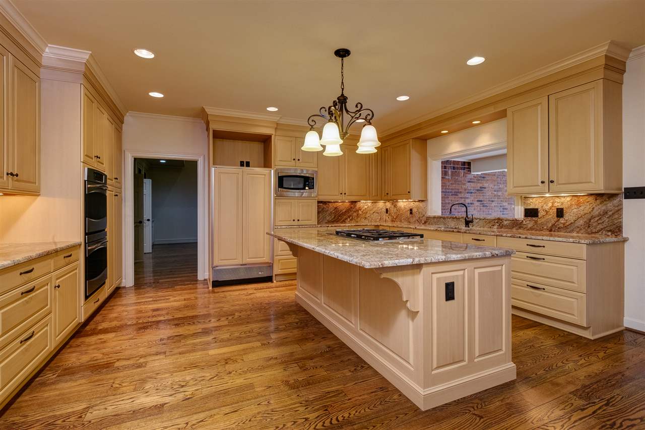 PLEASANT VALLEY - Residential