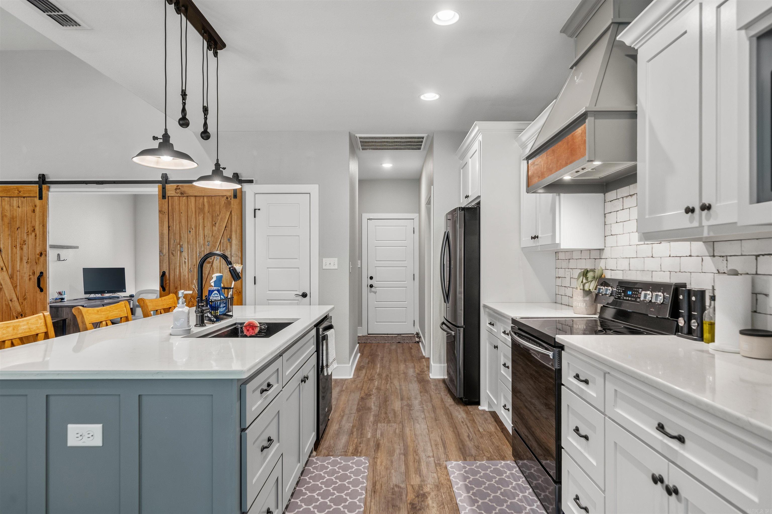 CROSSROADS VILLAGE - Residential