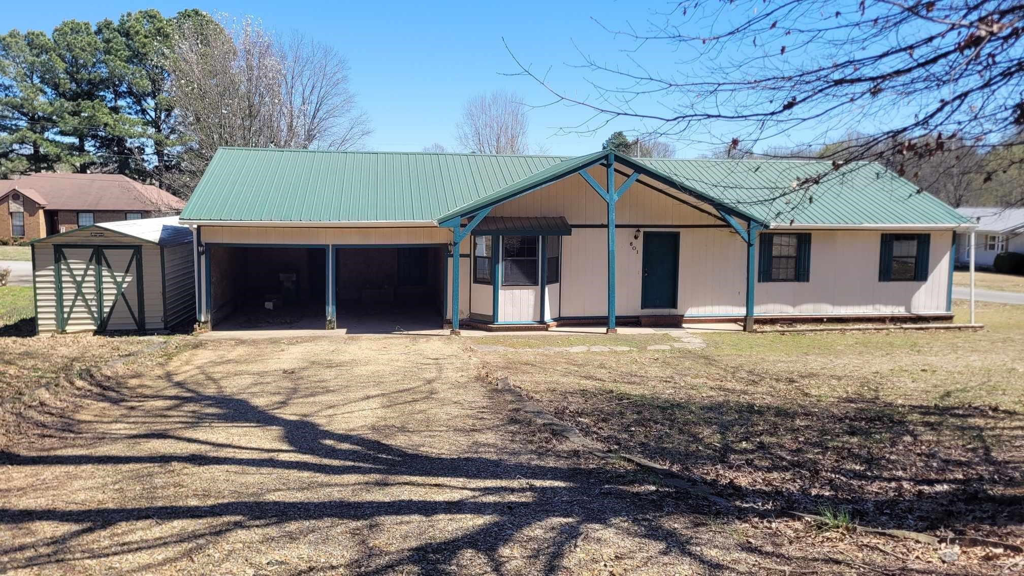 DISTRESSED SALE PROPERTY IN NEED OF MAJOR REHAB