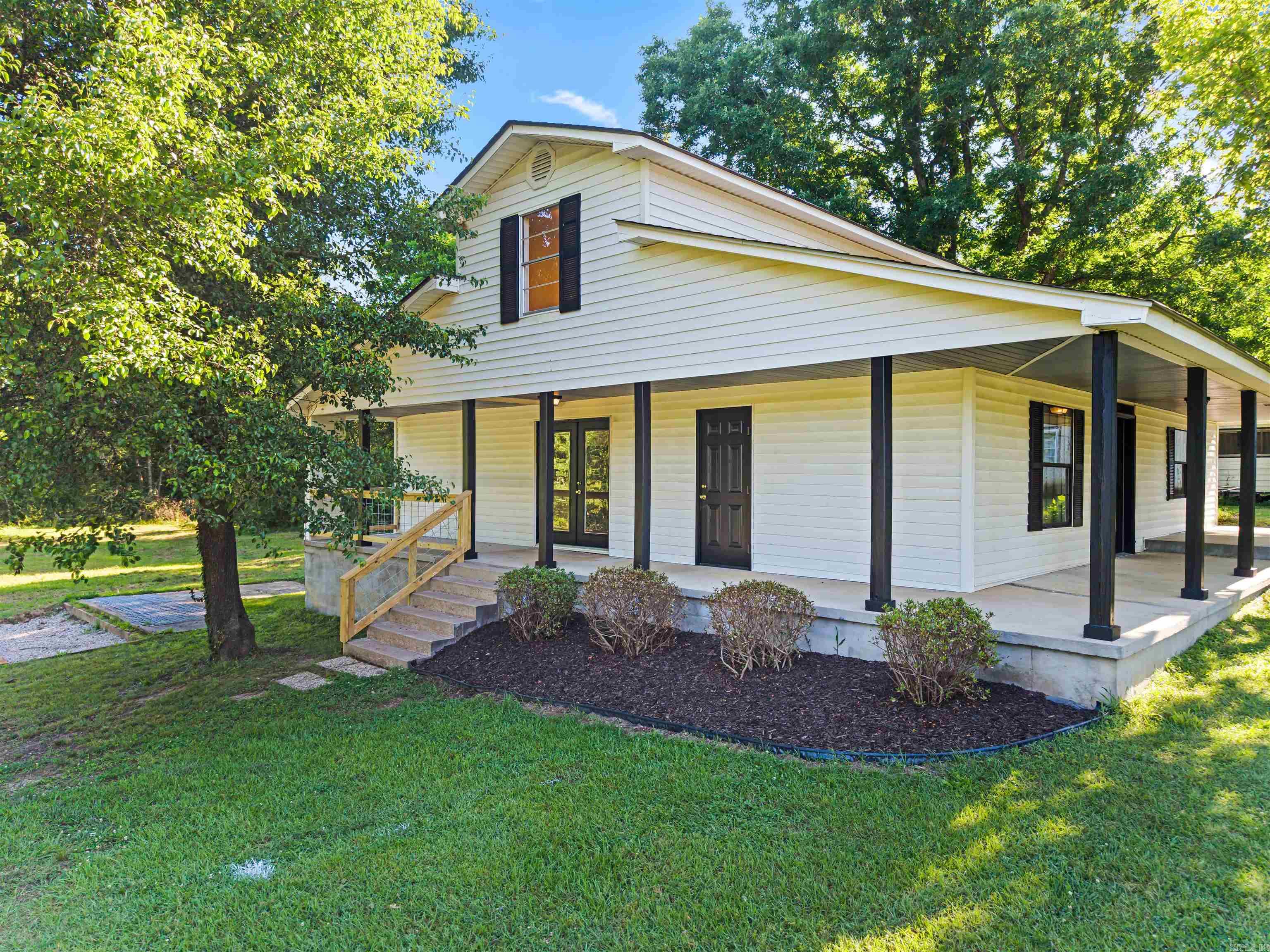 Completely renovated and move-in ready, this beautifully updated 4-bedroom, 2-bath home offers the perfect blend of modern upgrades and comfortable living. Situated just between Malvern and Hot Springs, this property provides a peaceful setting while still being conveniently located to town amenities. Inviting layout featuring all new flooring, fresh paint throughout, and stylish new light fixtures that create a bright, contemporary feel. The fully updated kitchen is a standout, boasting brand new cabinets, sleek countertops, and all new appliances—perfect for both everyday living and entertaining. The spacious floor plan provides flexibility for families, guests, or a home office setup. This home delivers the feel of new construction without the price tag. Whether you’re a first-time buyer, or simply looking for a turnkey property, this home is ready for you. Don’t miss your opportunity to own a fully renovated home in a desirable location—schedule your showing today!
