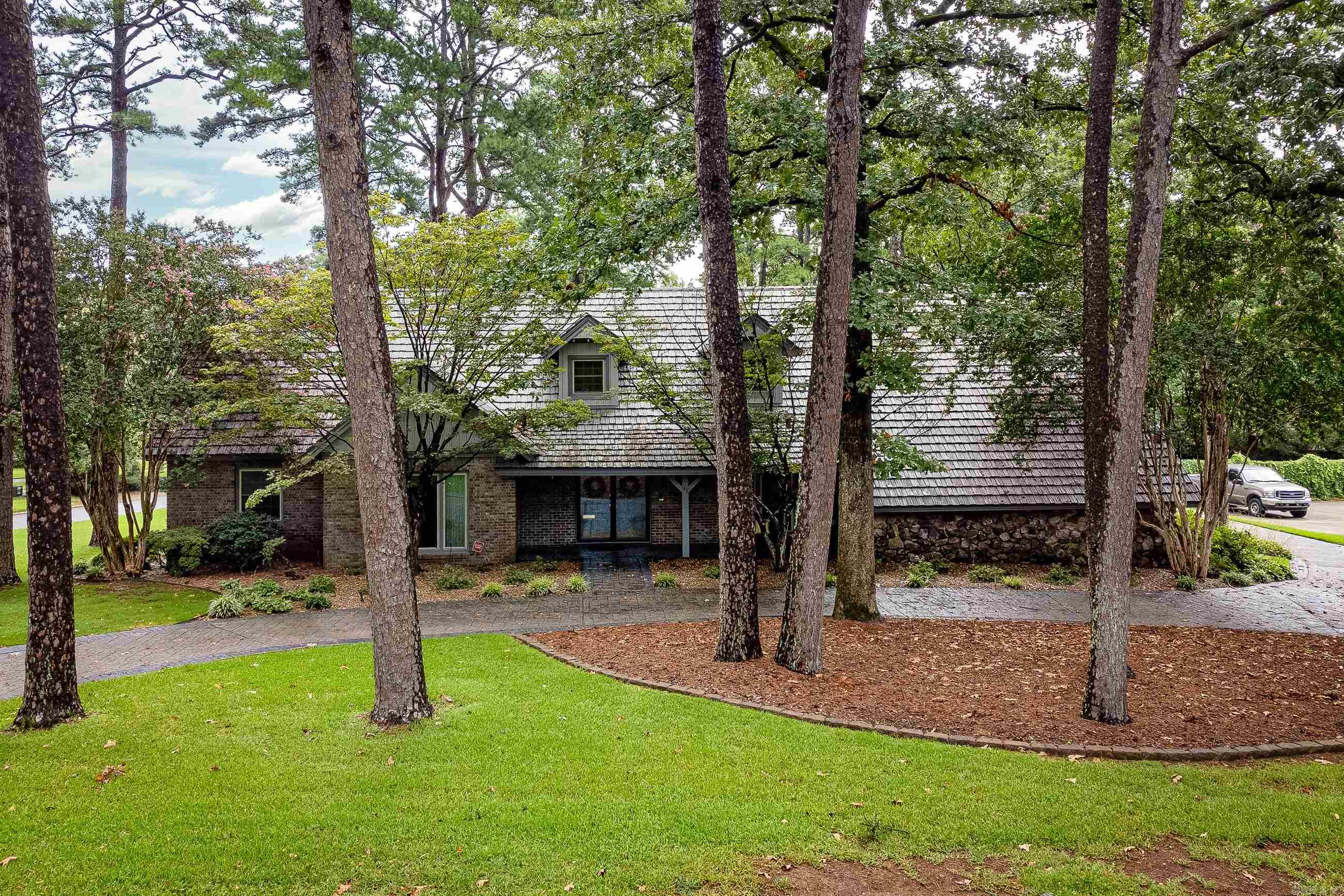 PLEASANT VALLEY - Residential