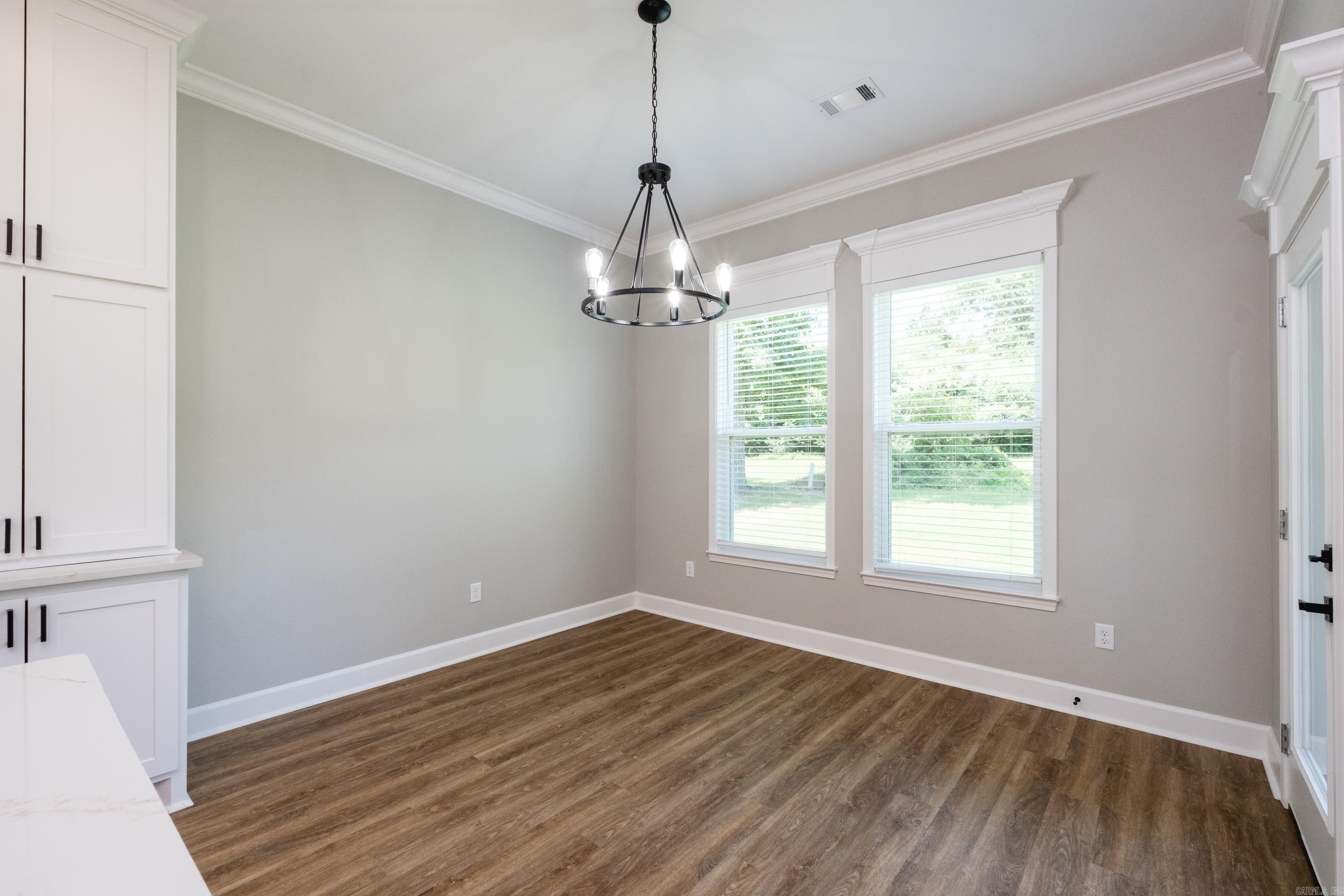 NORTHLAKE - Residential