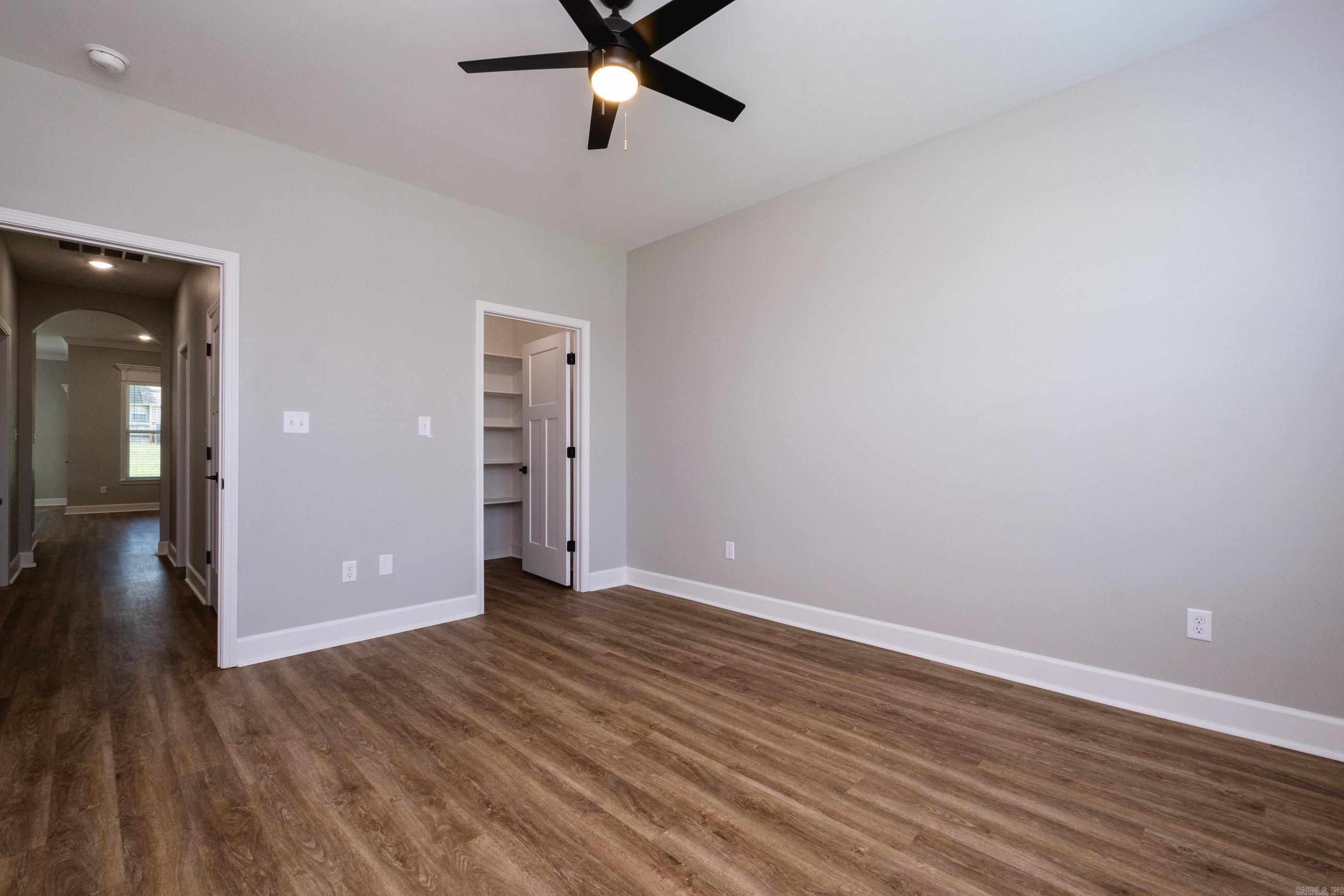 NORTHLAKE - Residential