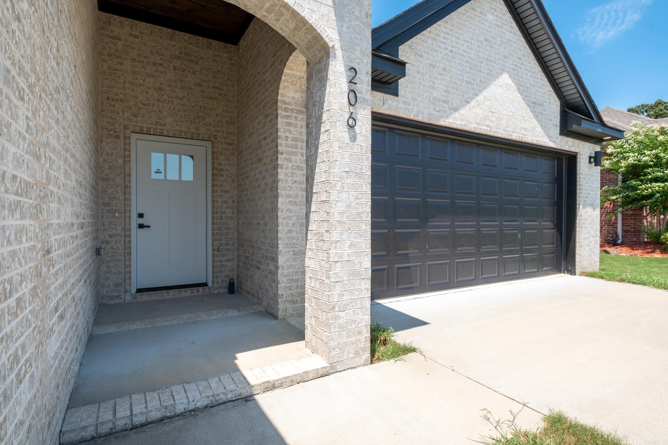 NORTHLAKE - Residential