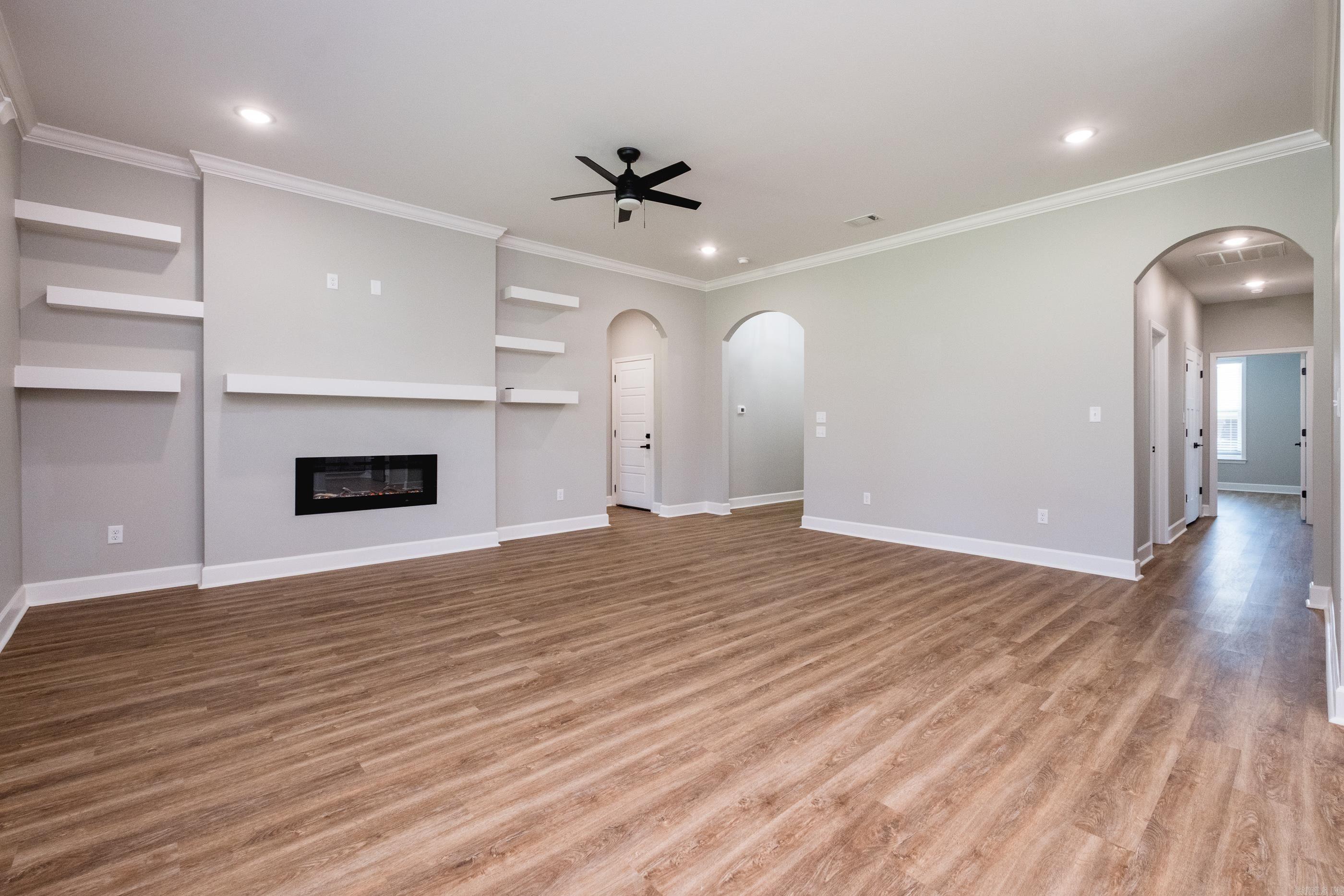 NORTHLAKE - Residential