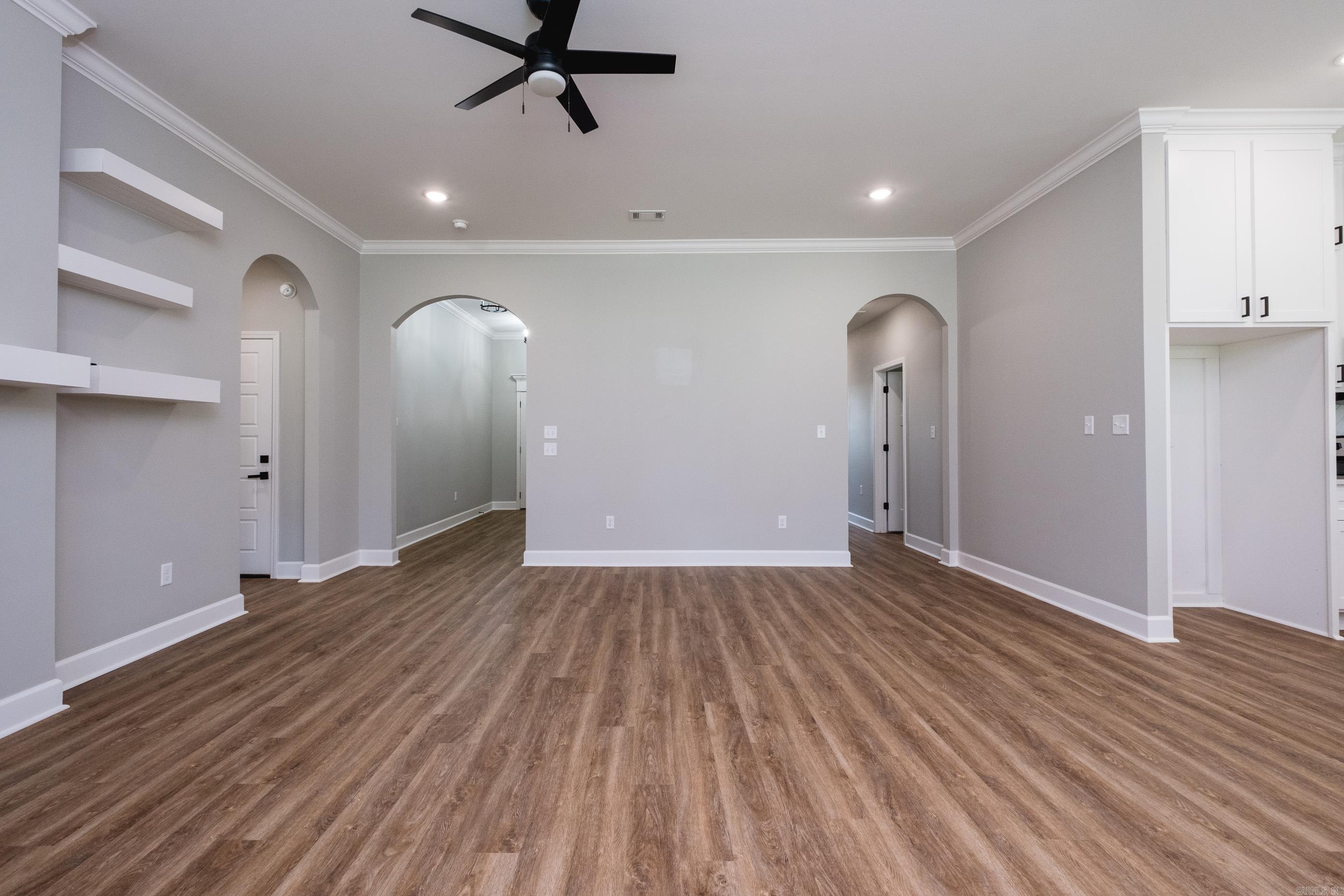 NORTHLAKE - Residential