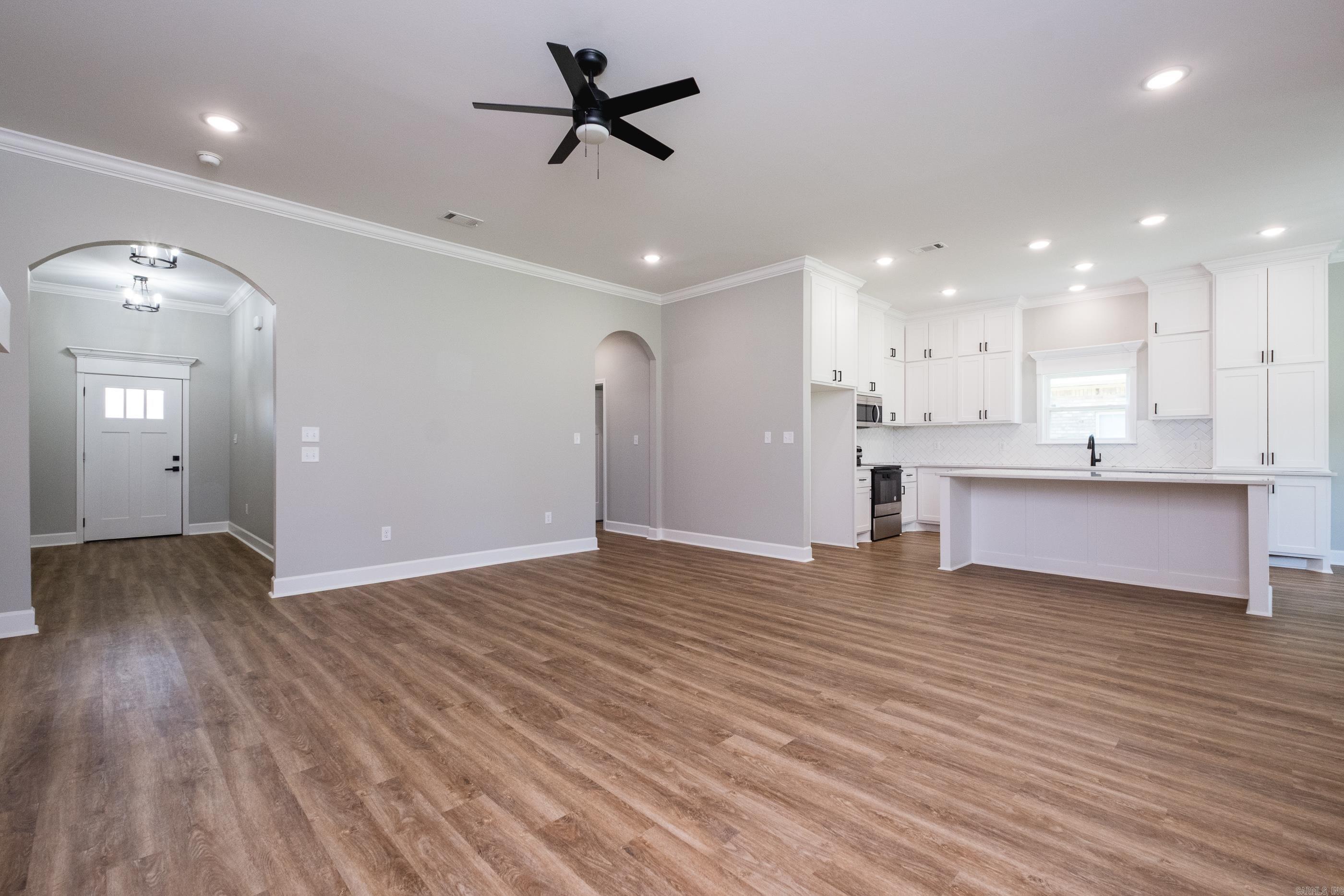 NORTHLAKE - Residential