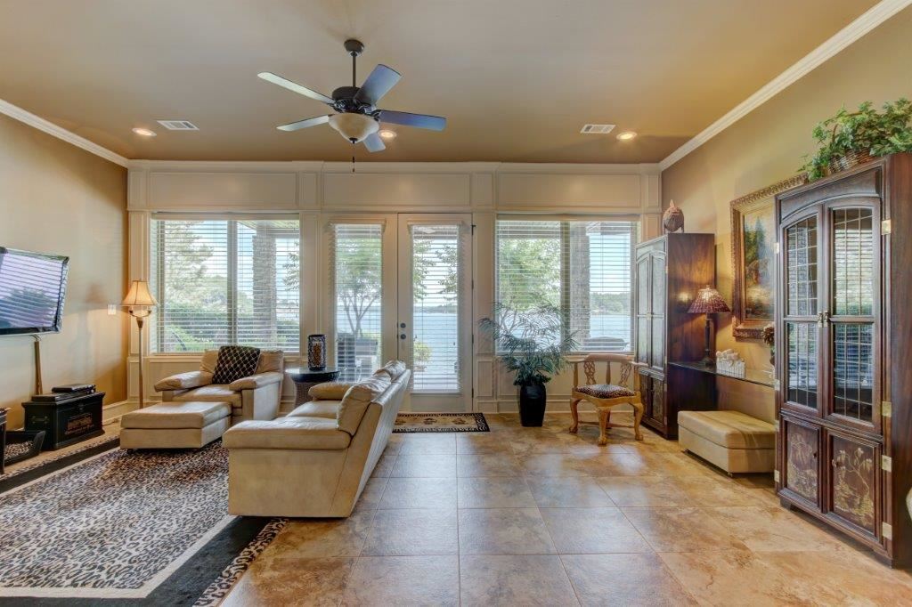 Sparling Point - Residential