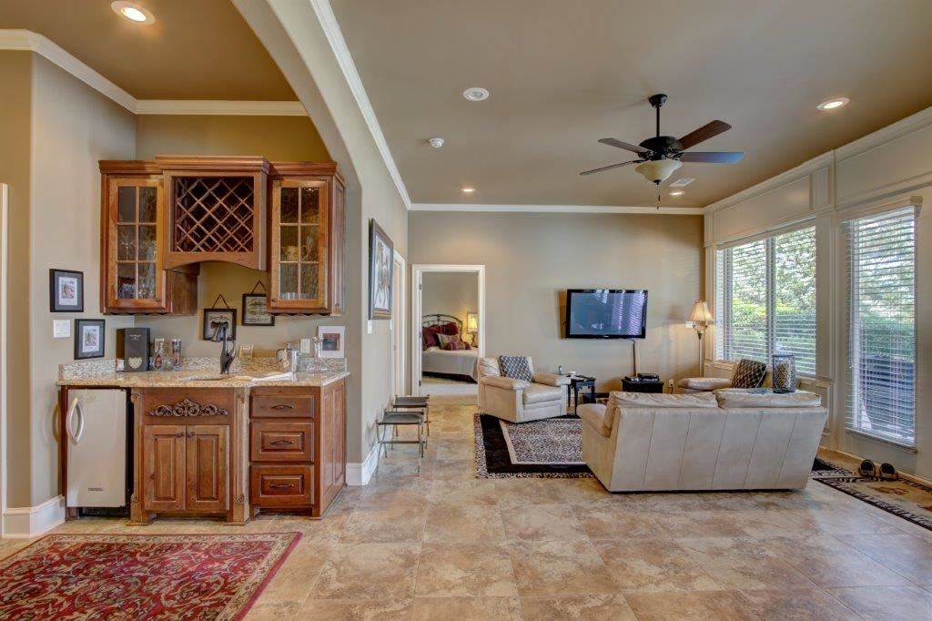 Sparling Point - Residential