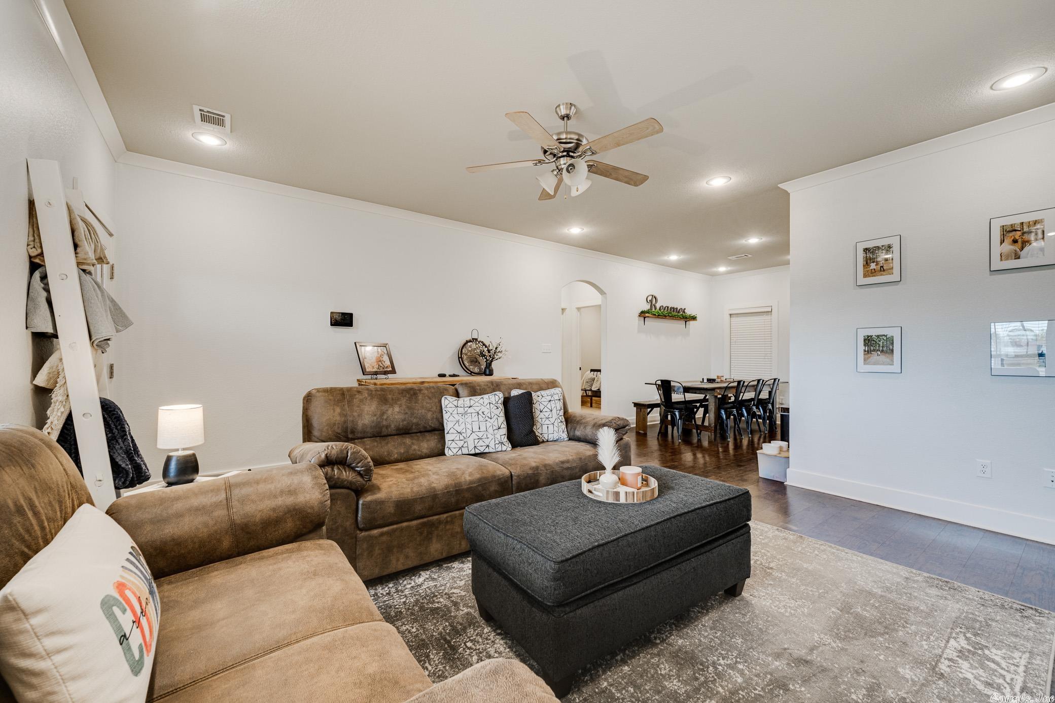 JEWELS ESTATES - Residential
