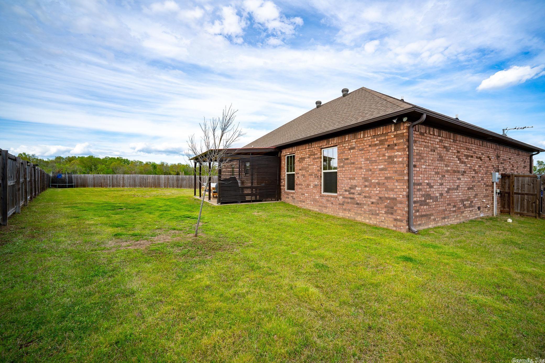 JEWELS ESTATES - Residential