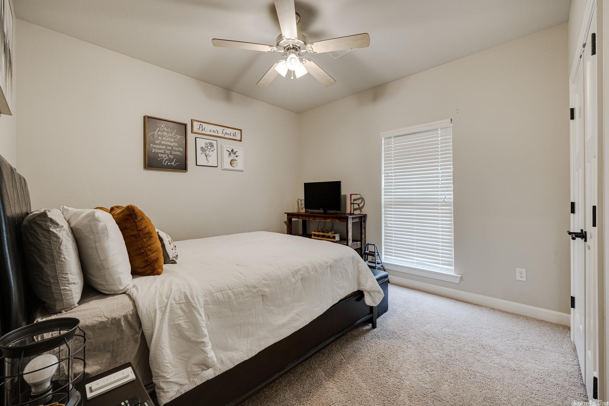 JEWELS ESTATES - Residential