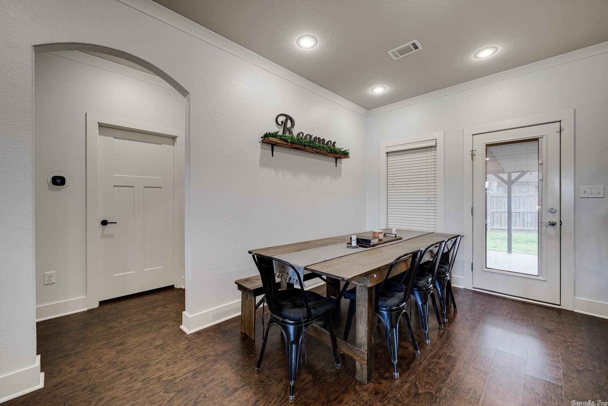 JEWELS ESTATES - Residential
