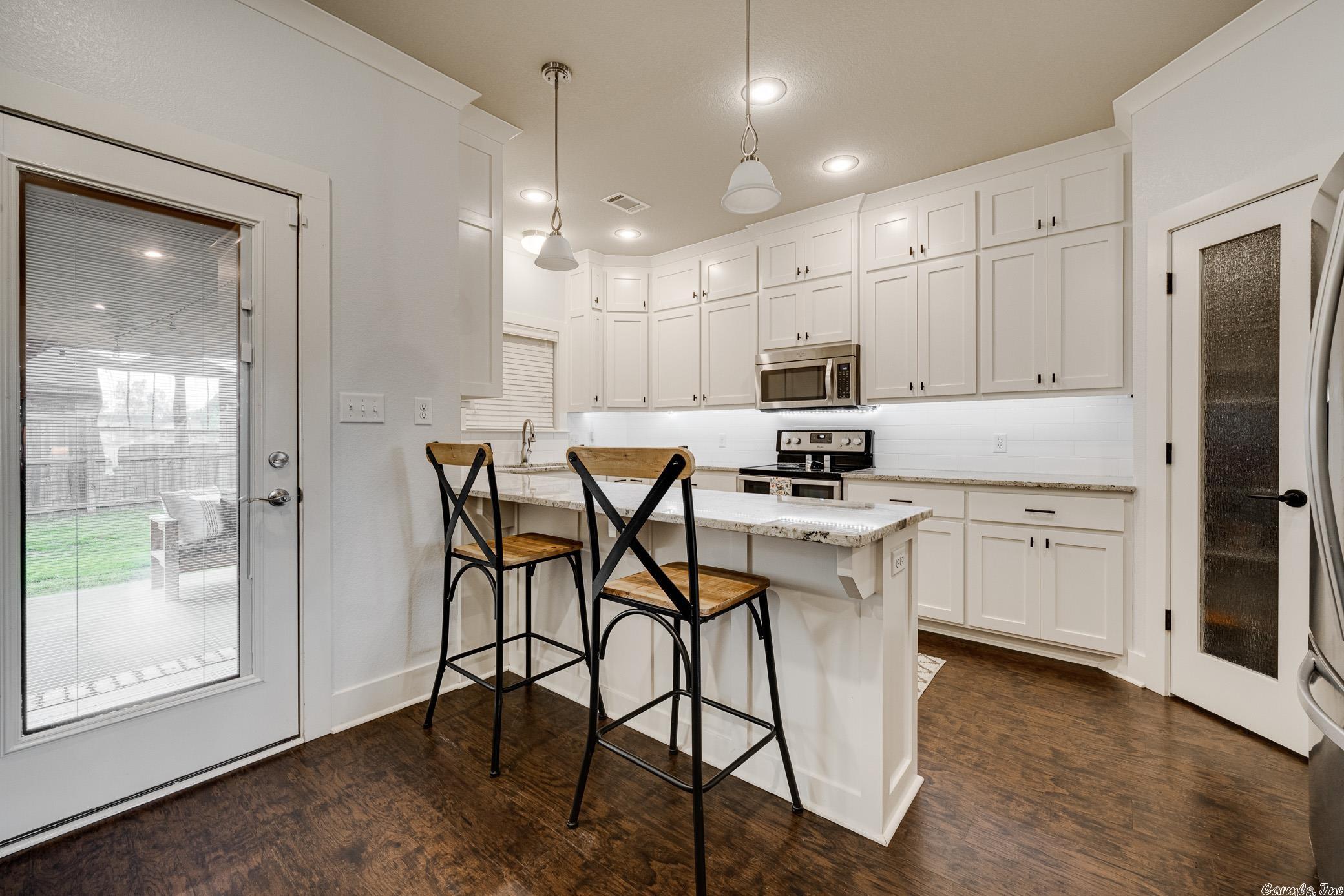 JEWELS ESTATES - Residential