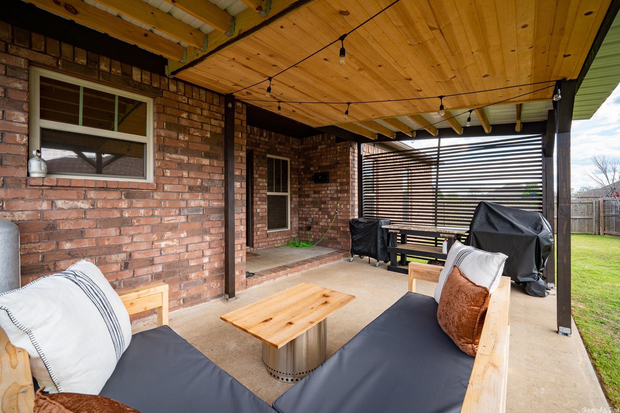 JEWELS ESTATES - Residential