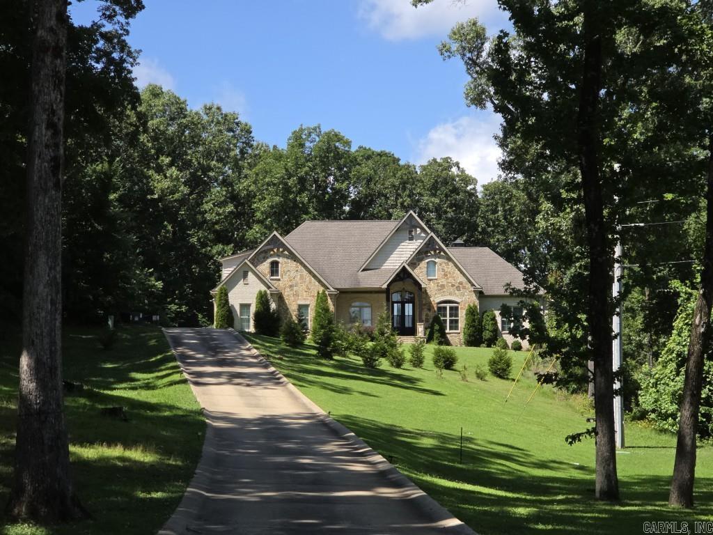 OAKRIDGE ESTATES - Residential
