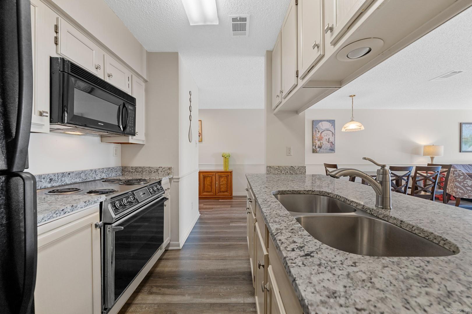 EMERALD ISLE HPR - Residential