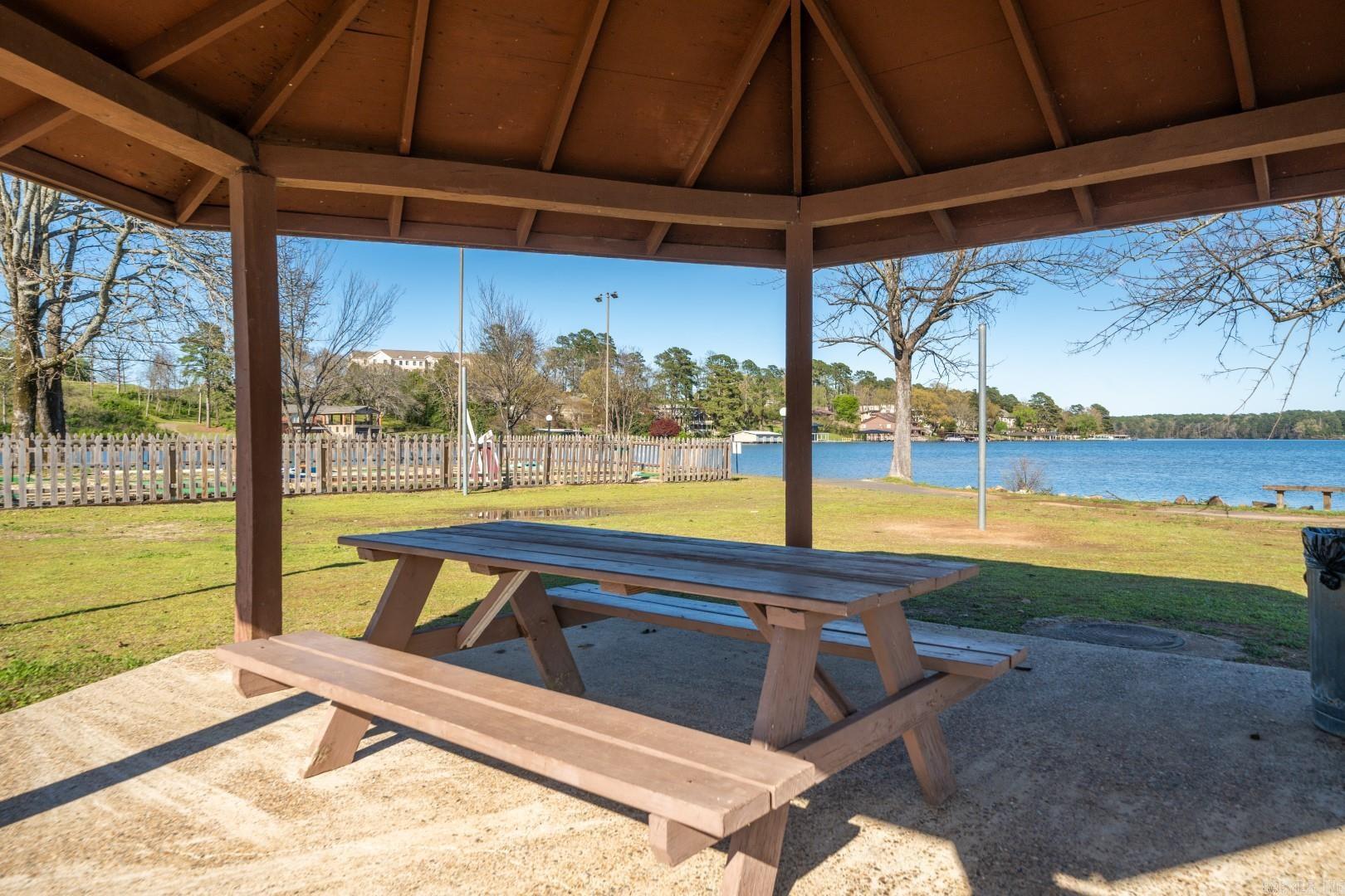 EMERALD ISLE HPR - Residential