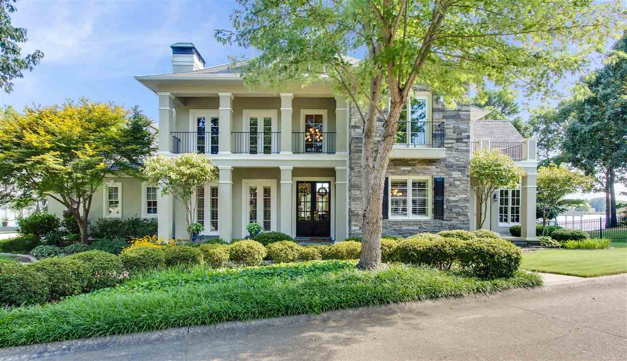 Driftwood Point - Residential