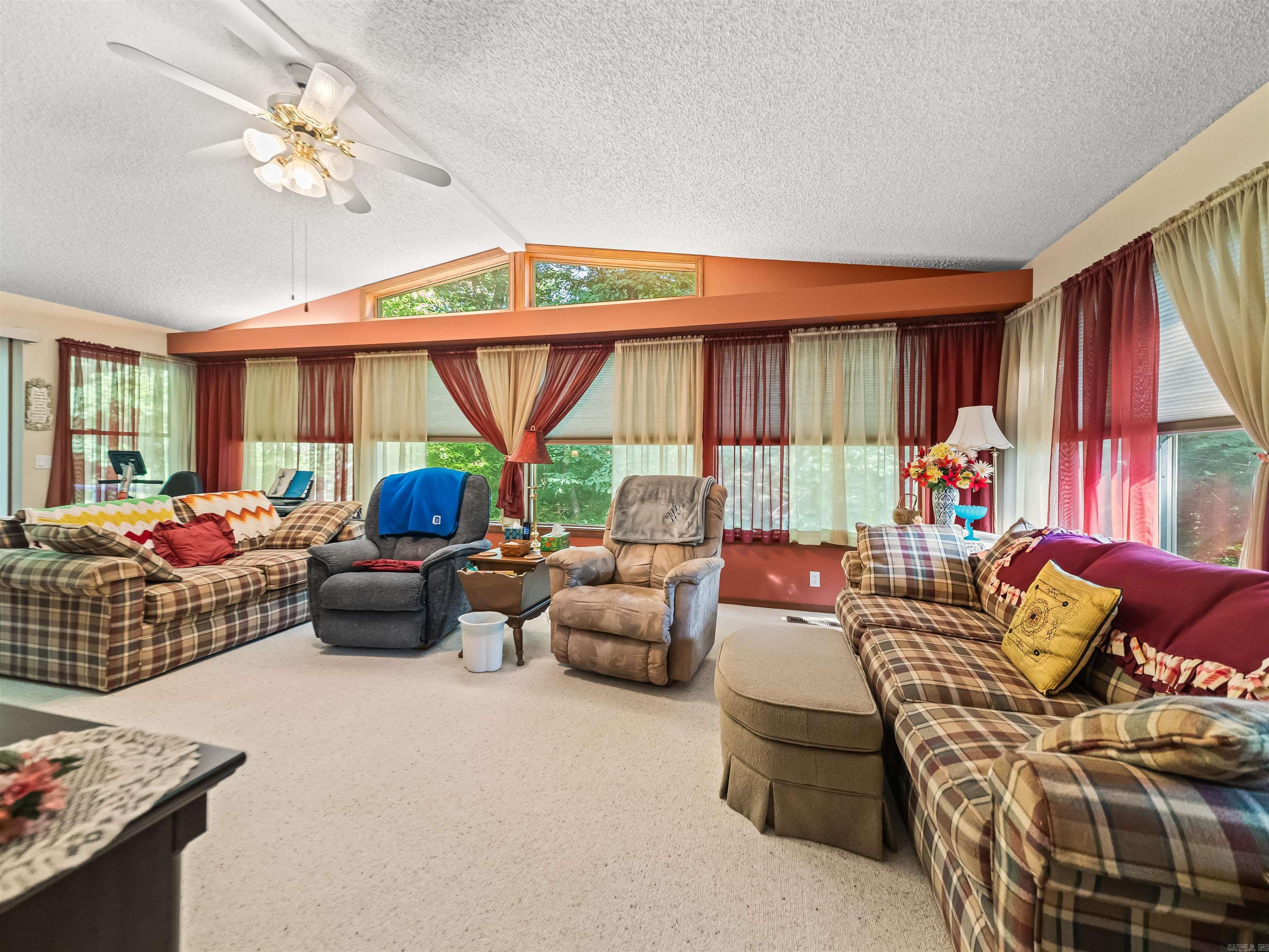 SANTA CRUZ - Residential