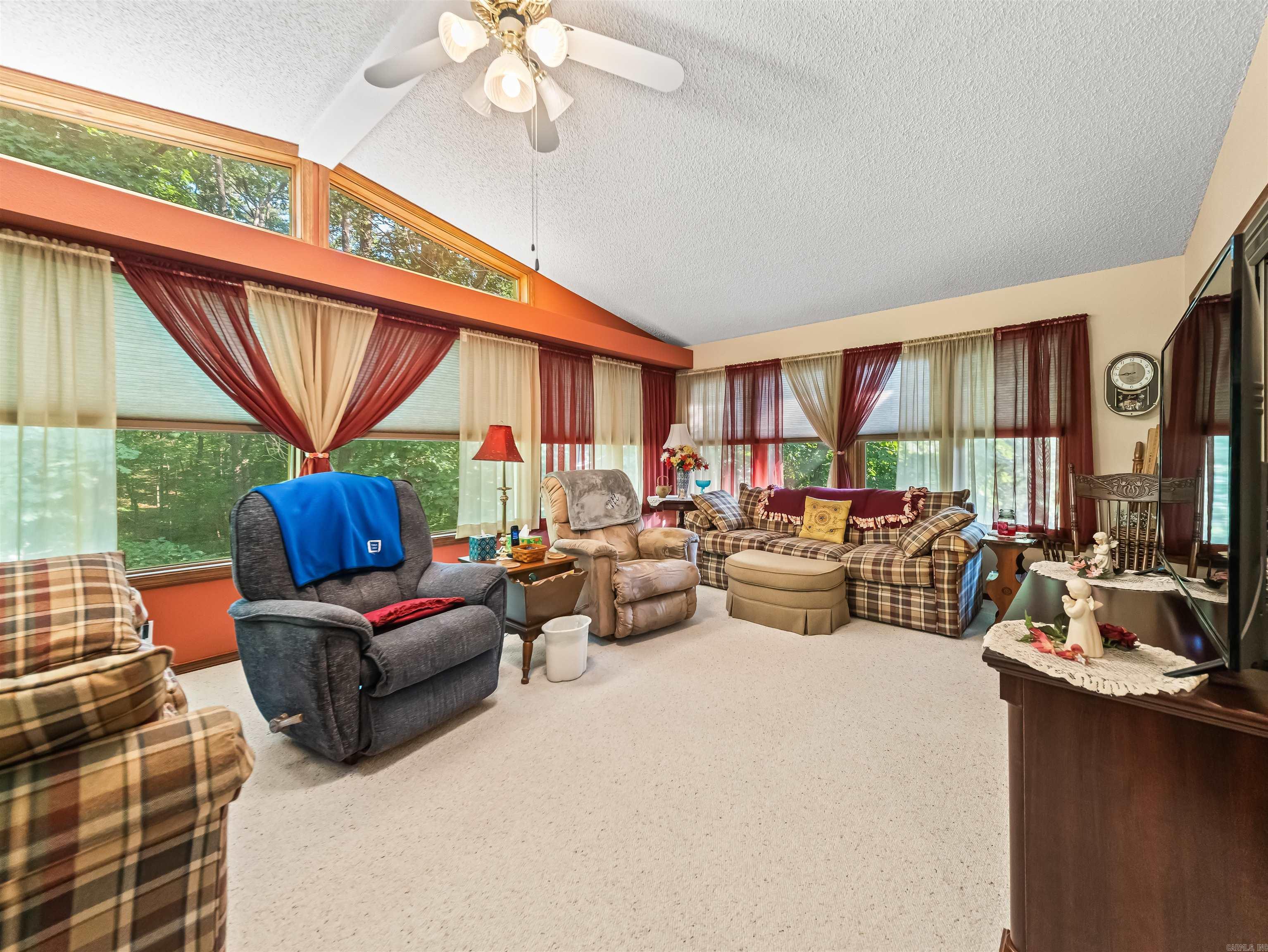 SANTA CRUZ - Residential