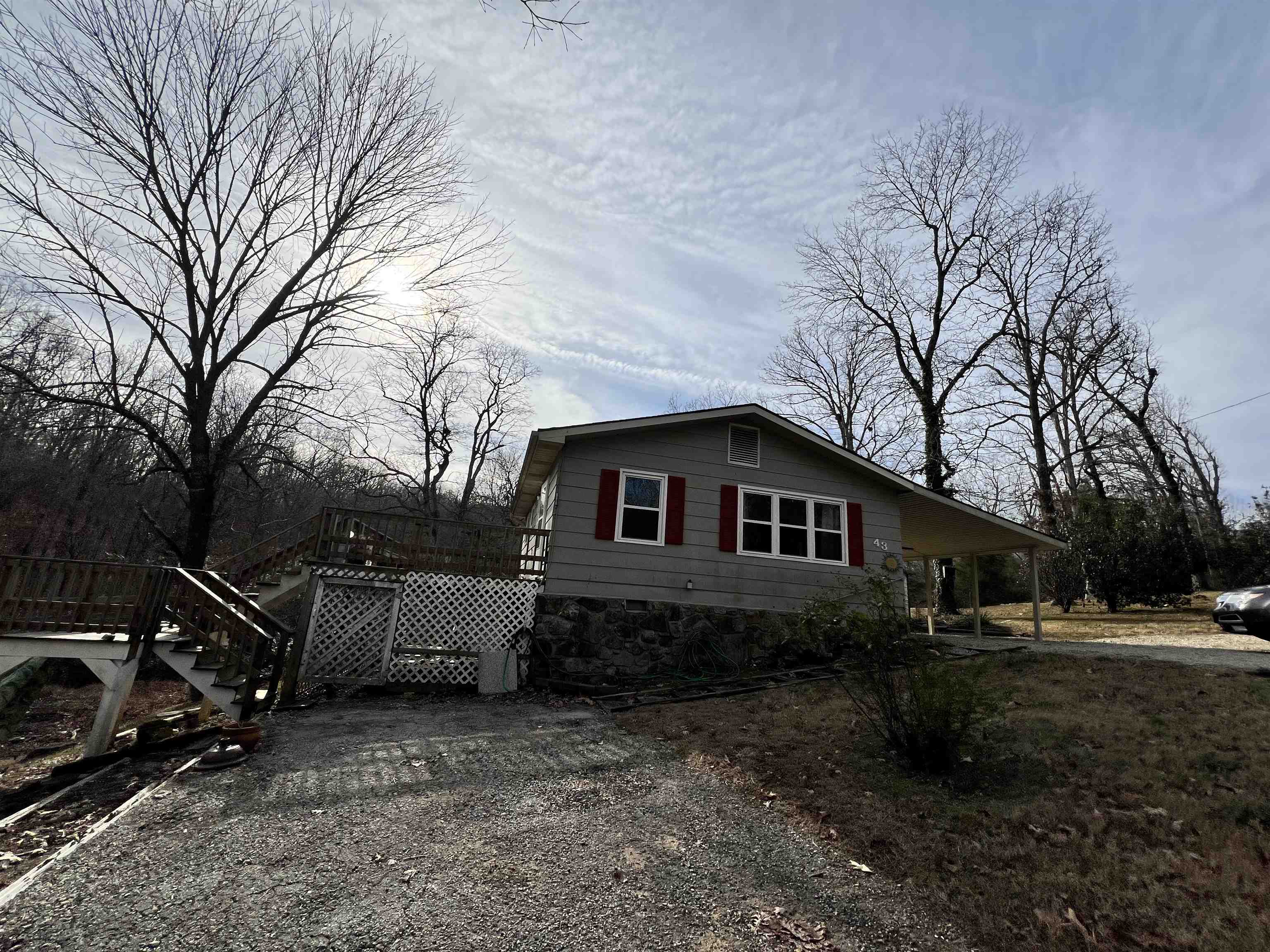 2 bed 2 bath house on 3 lots in Ozark Acres.