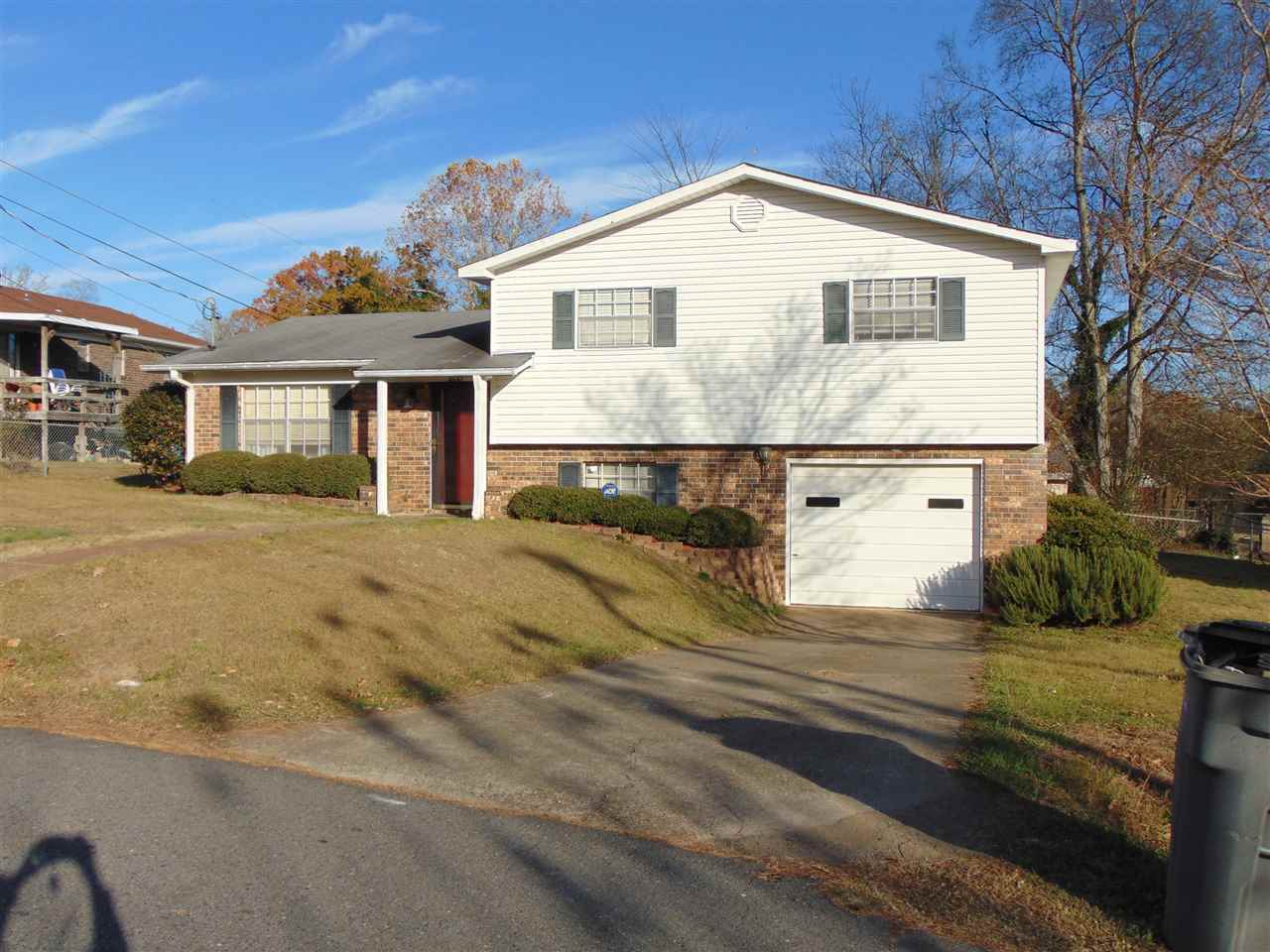 This approx. 1,669 square foot 3 BR, 2 bath family home features all new carpet, a custom tile bathroom floor with custom rock inlay, and a bonus room perfect for a fourth bedroom, a game room, or home theater. Fenced back yard features a lattice wall with climbing ivy and flowering camelia bushes. Let this one will make your Wish List for your next home! Love the large open kitchen!!  Close to the city Library.