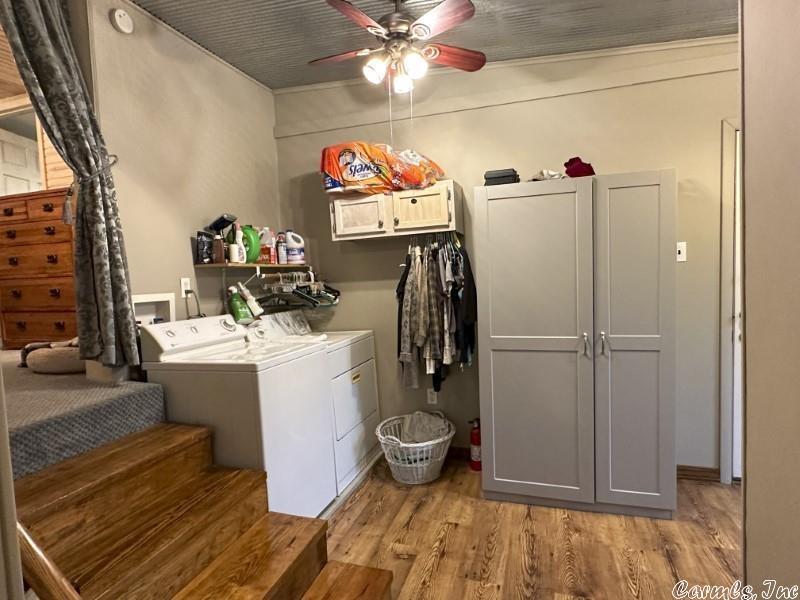 STINEY CORNER - Residential