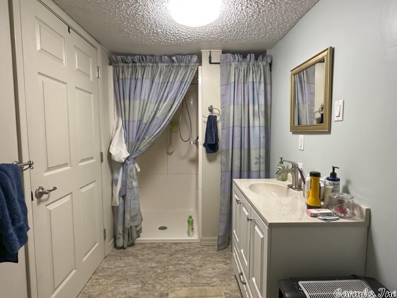 STINEY CORNER - Residential