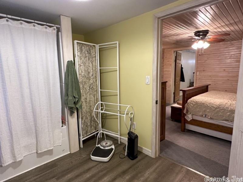 STINEY CORNER - Residential