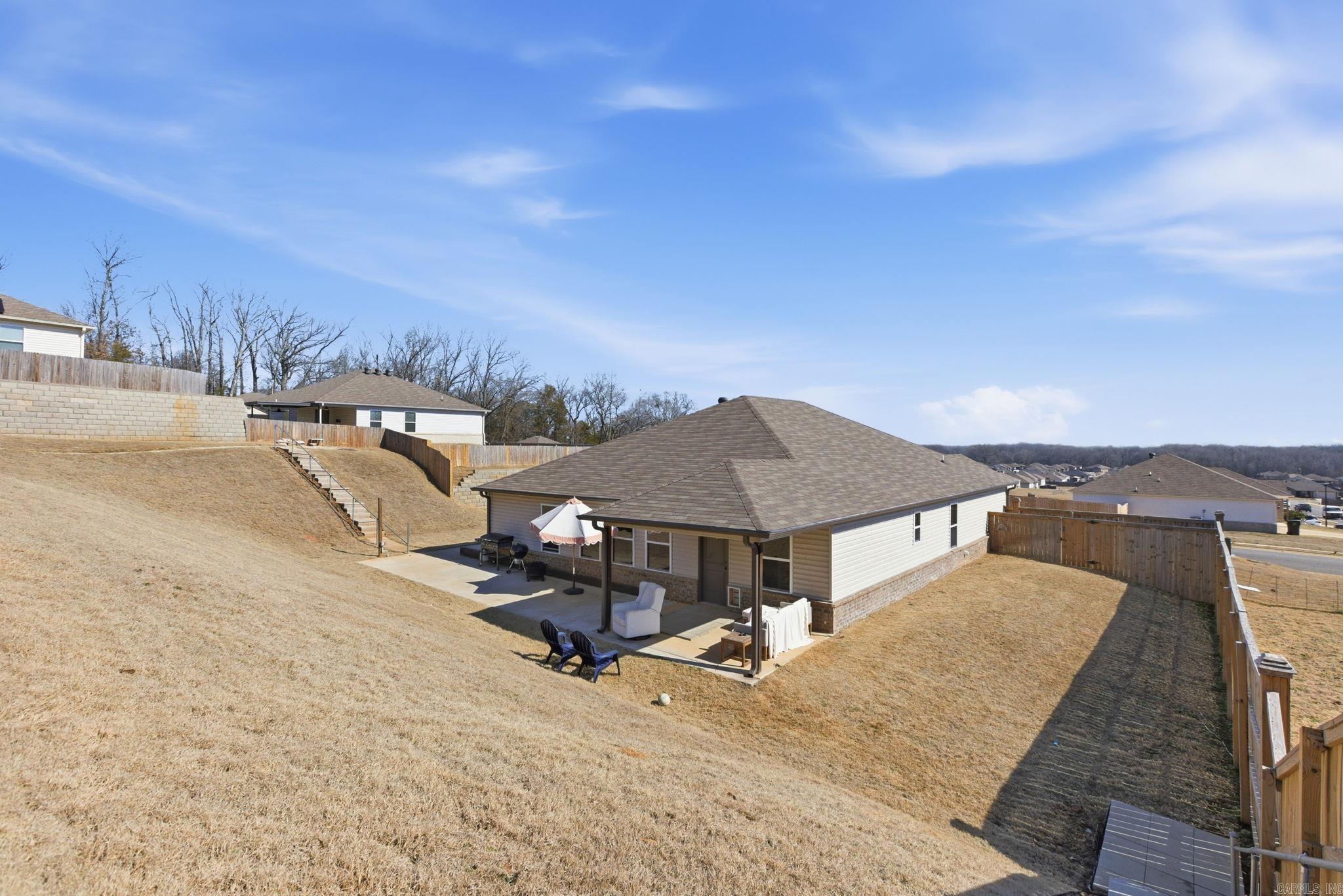 OAKLAND GROVE ESTATES - Residential
