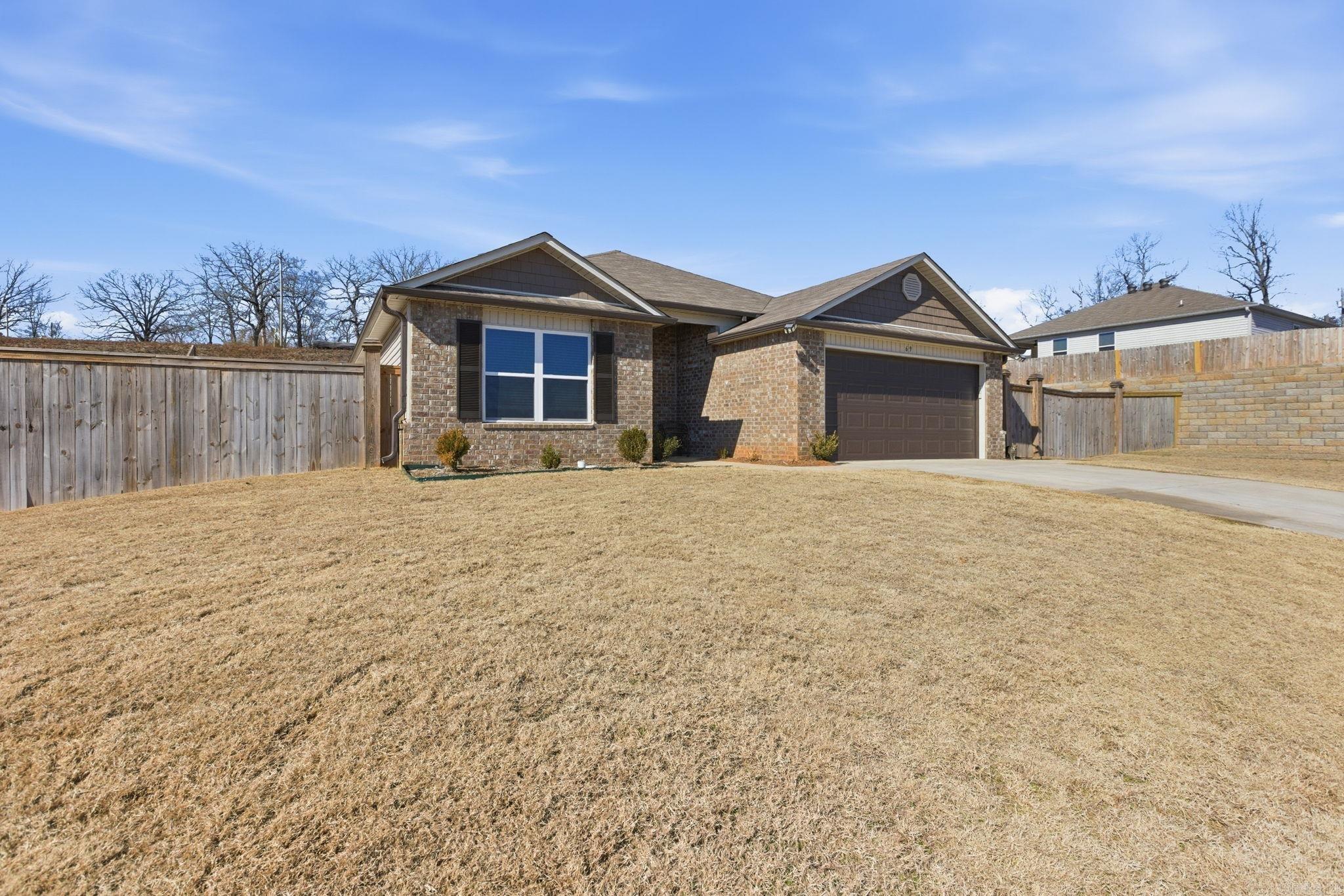 OAKLAND GROVE ESTATES - Residential