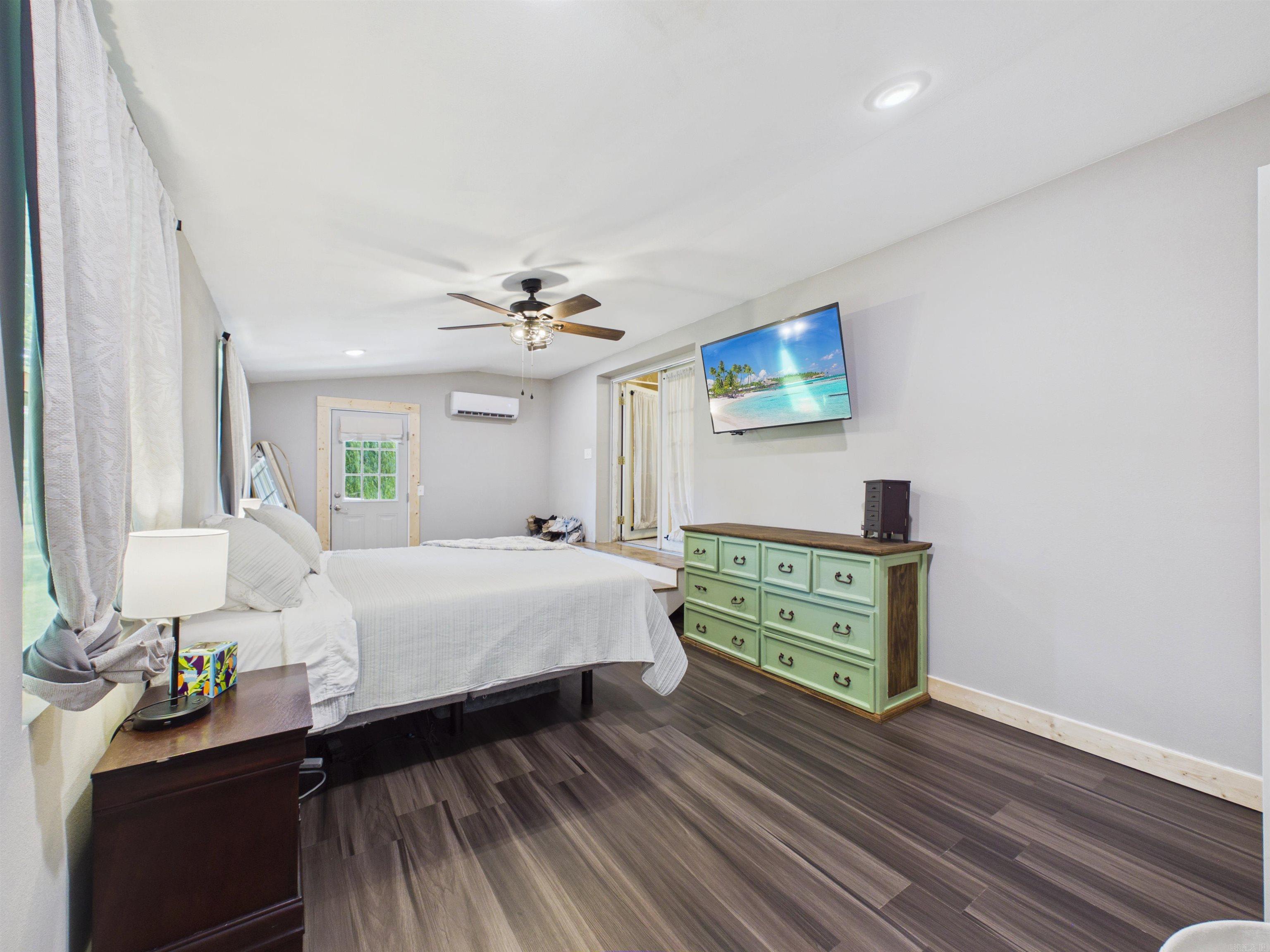 GREEN ACRES - Residential