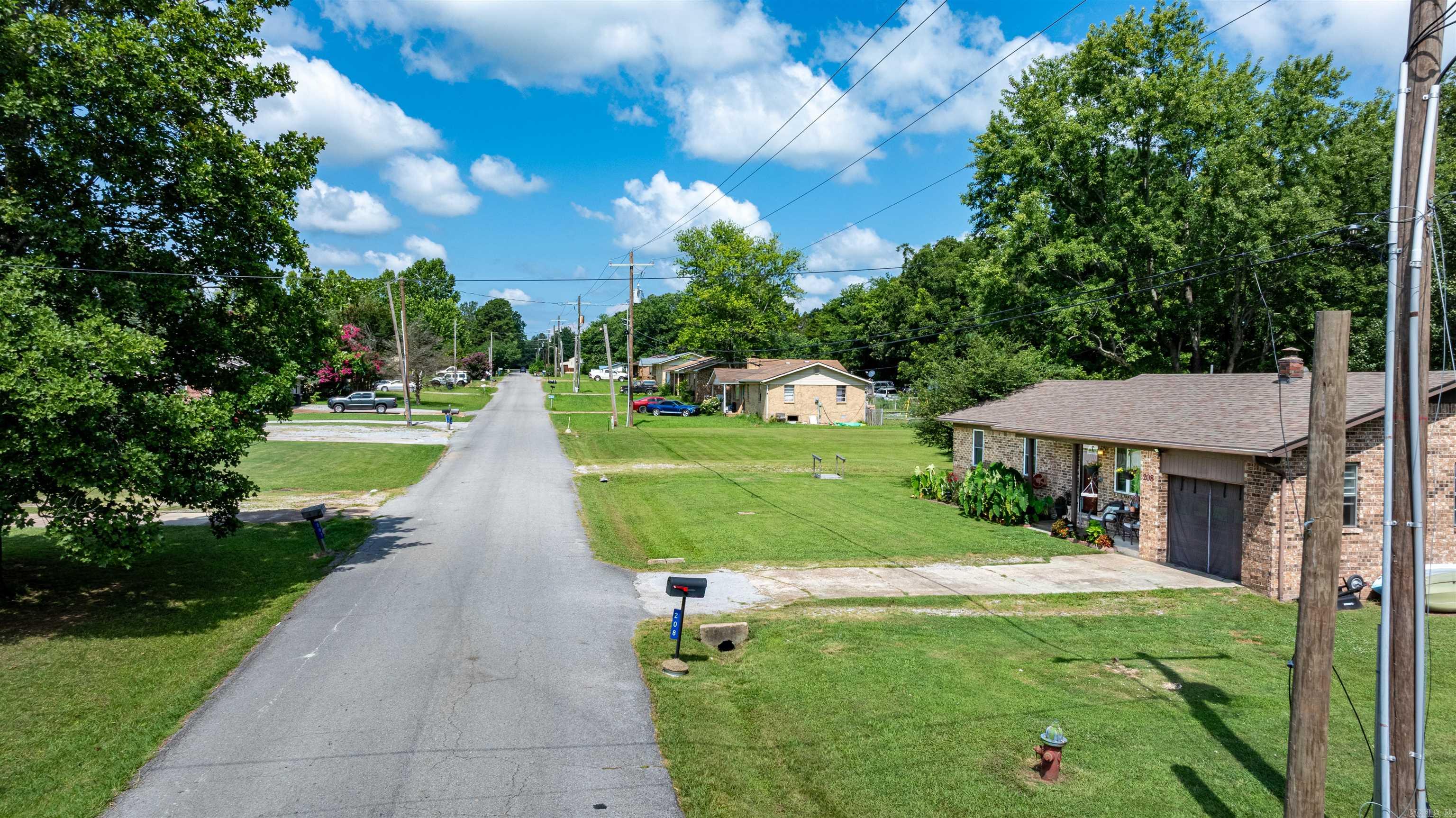 GREEN ACRES - Residential