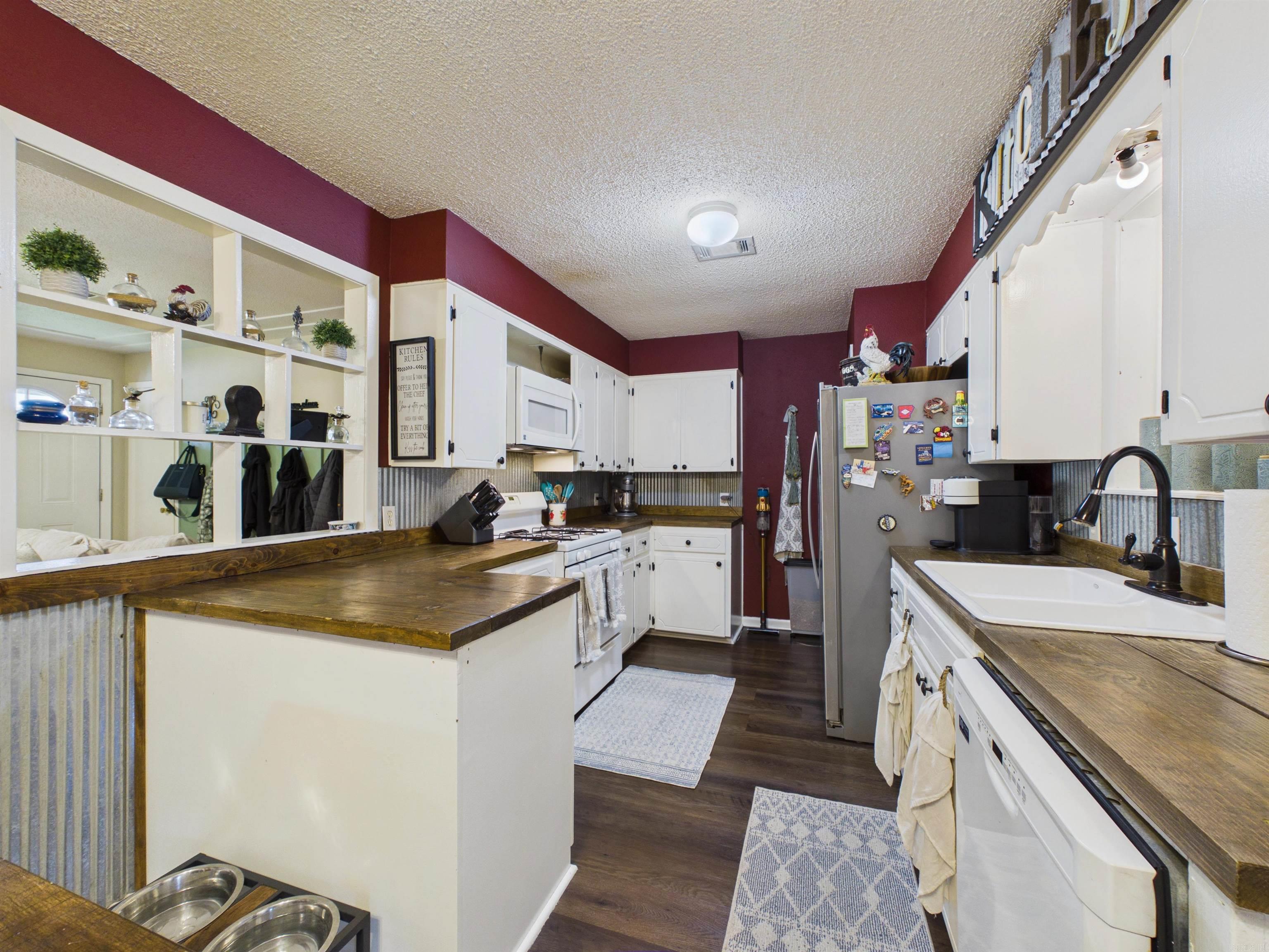 GREEN ACRES - Residential