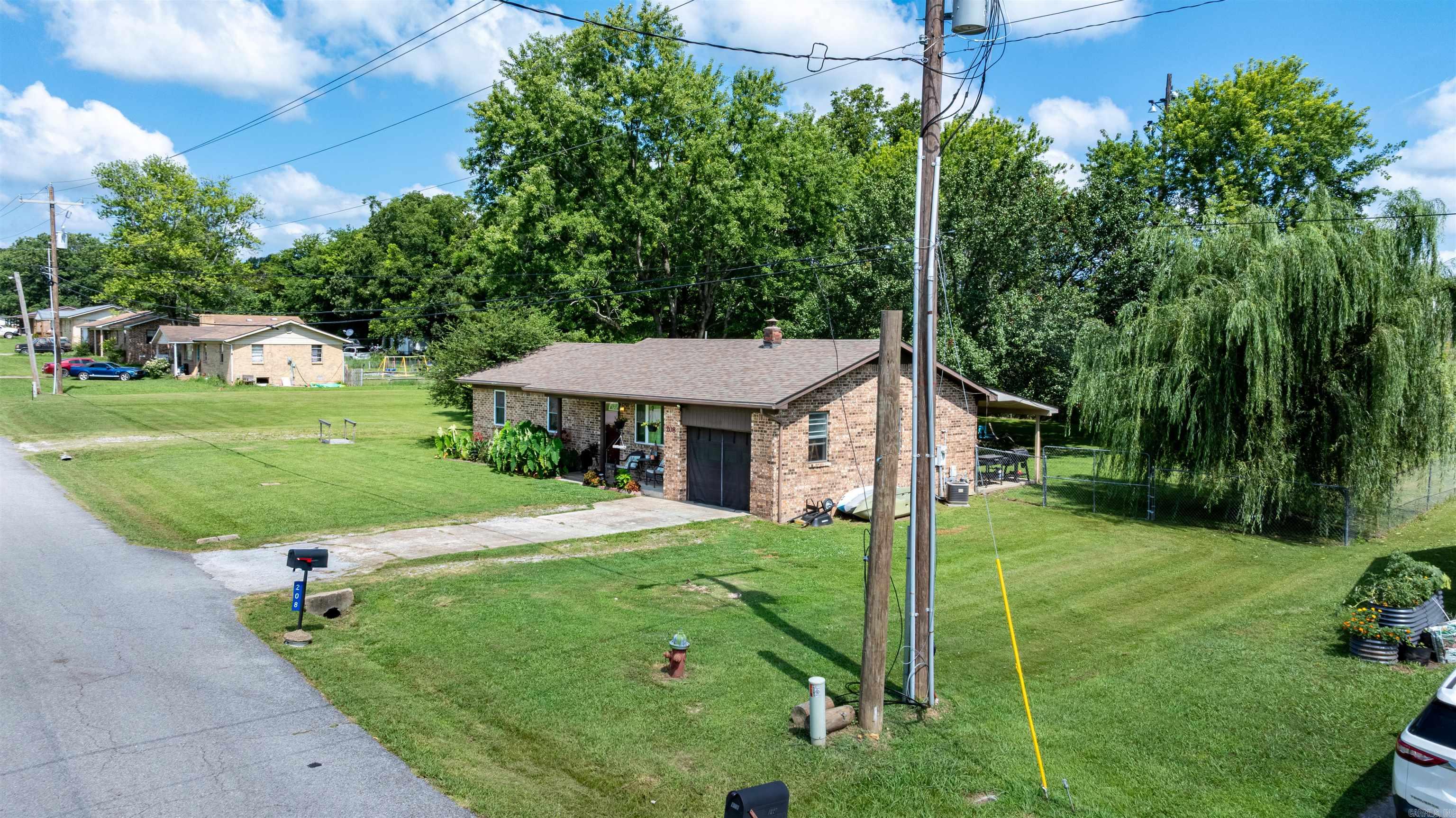 GREEN ACRES - Residential