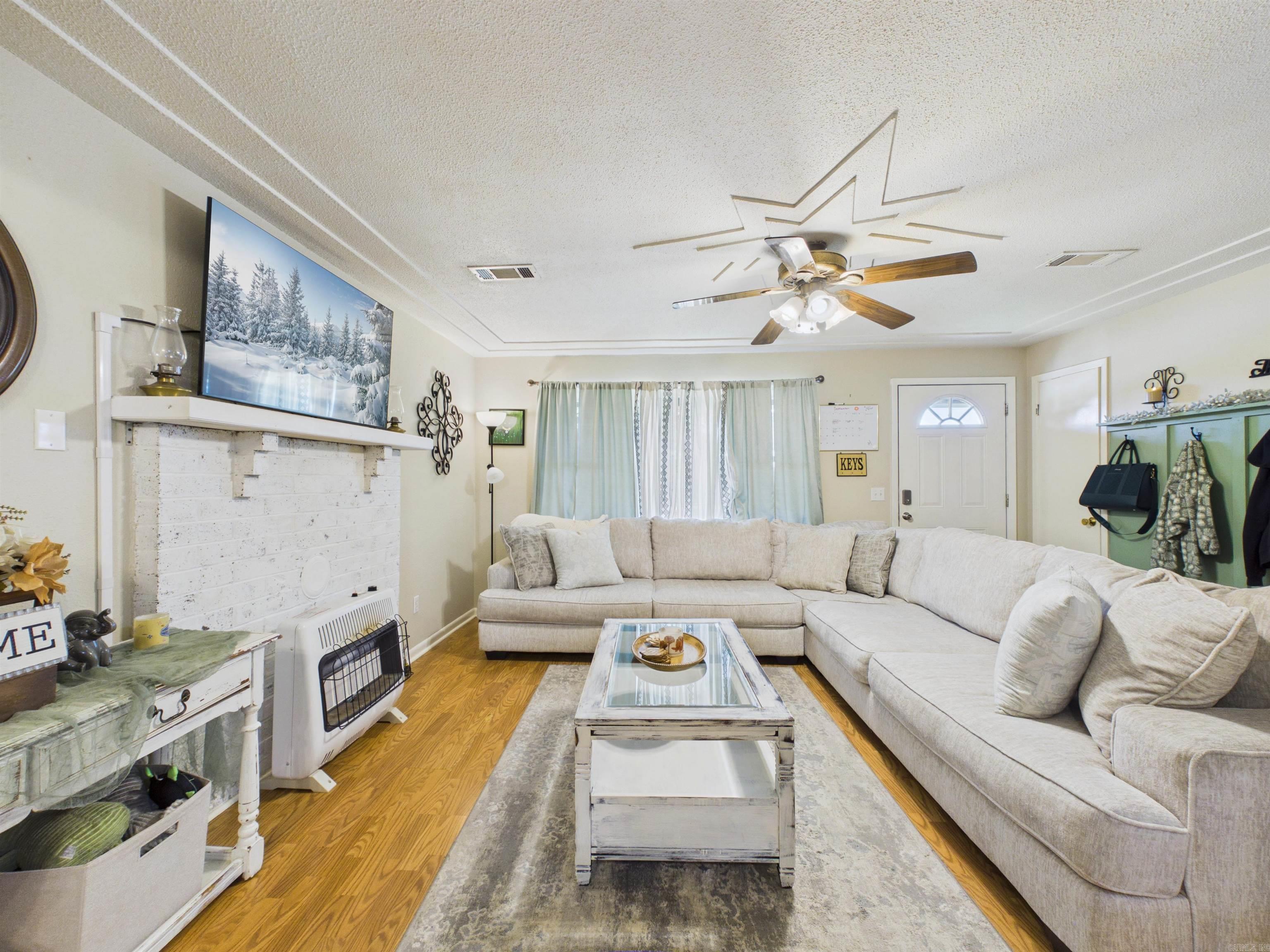 GREEN ACRES - Residential