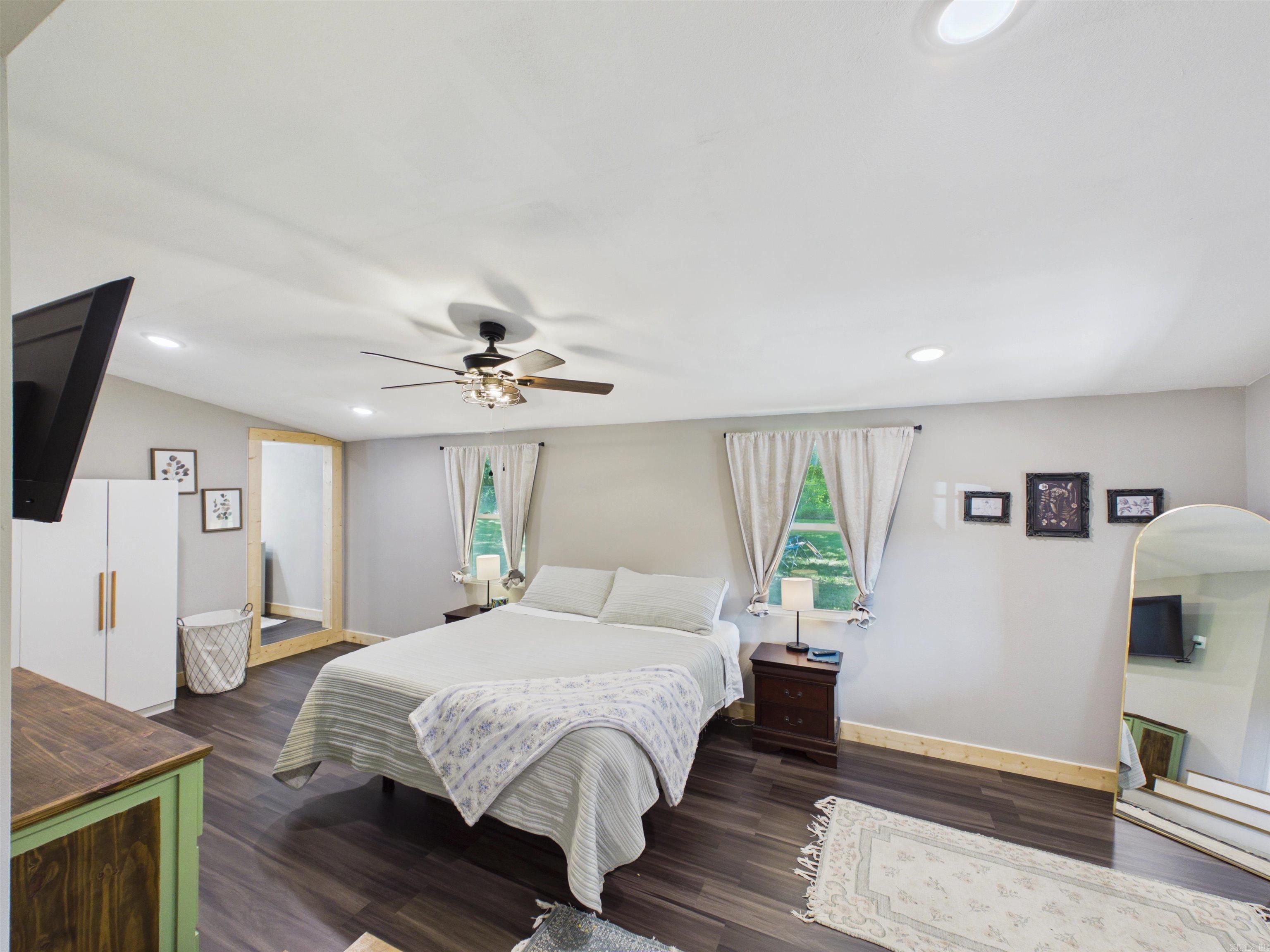GREEN ACRES - Residential