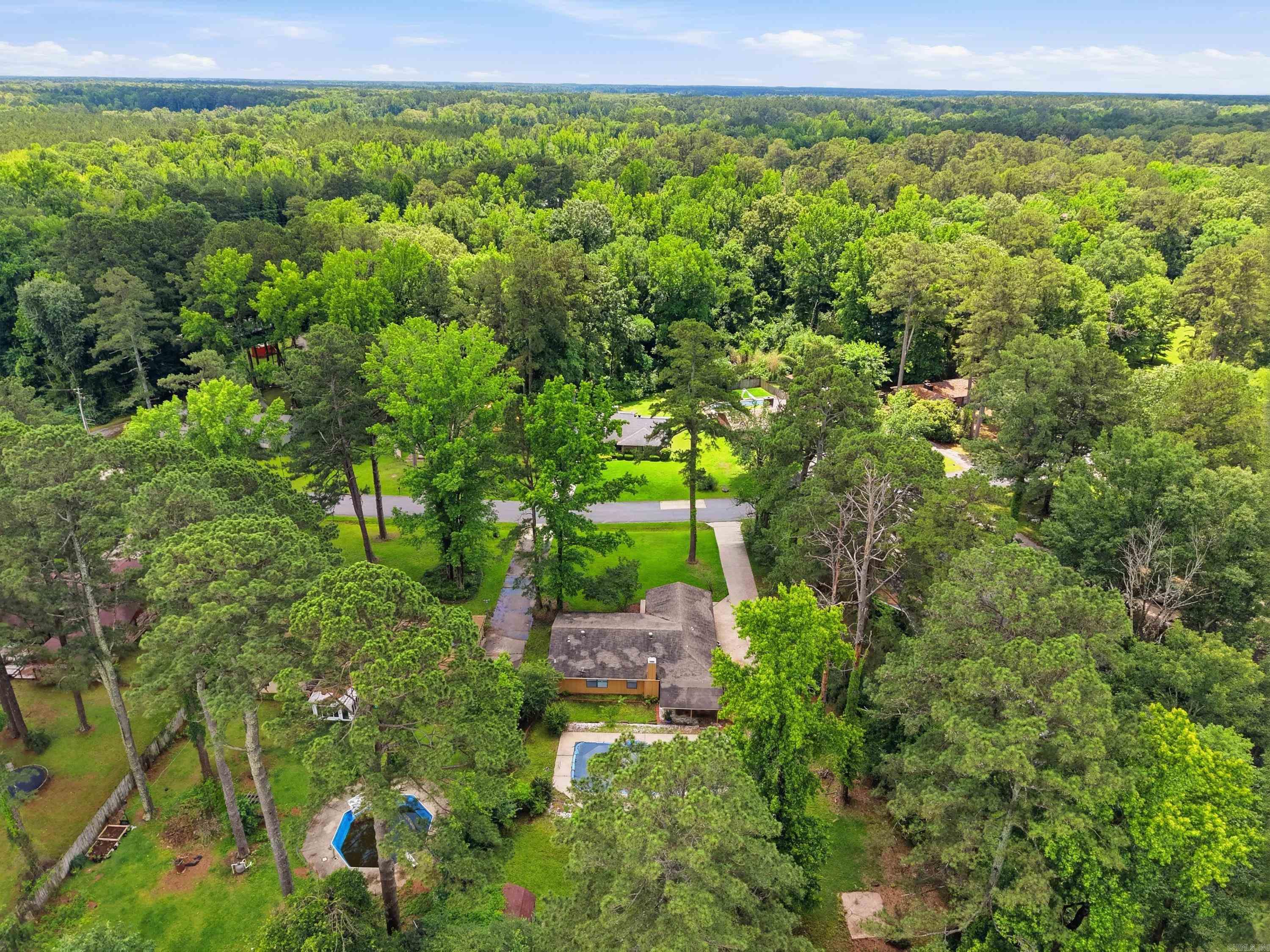 Pine Wood - Residential