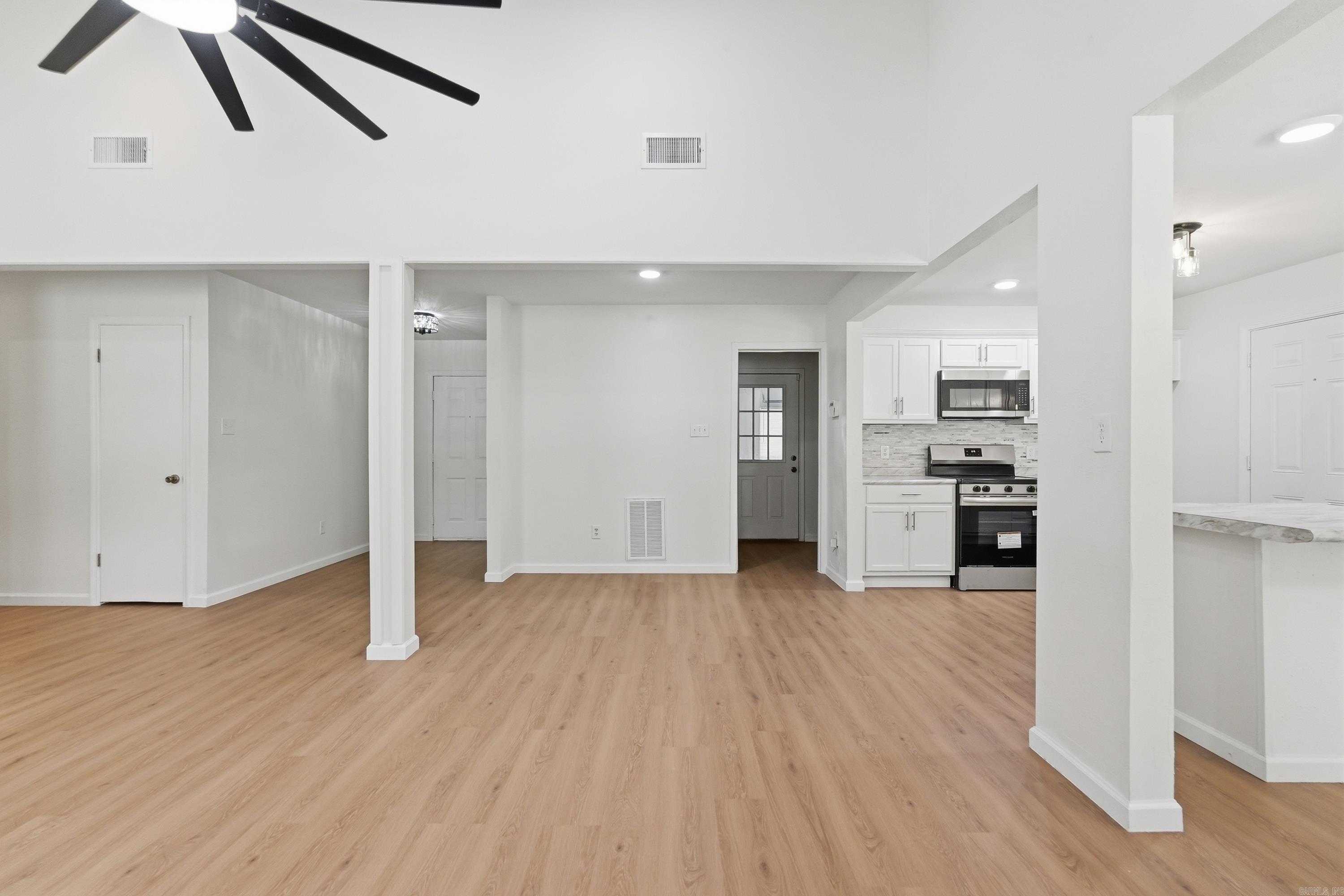 Pine Wood - Residential