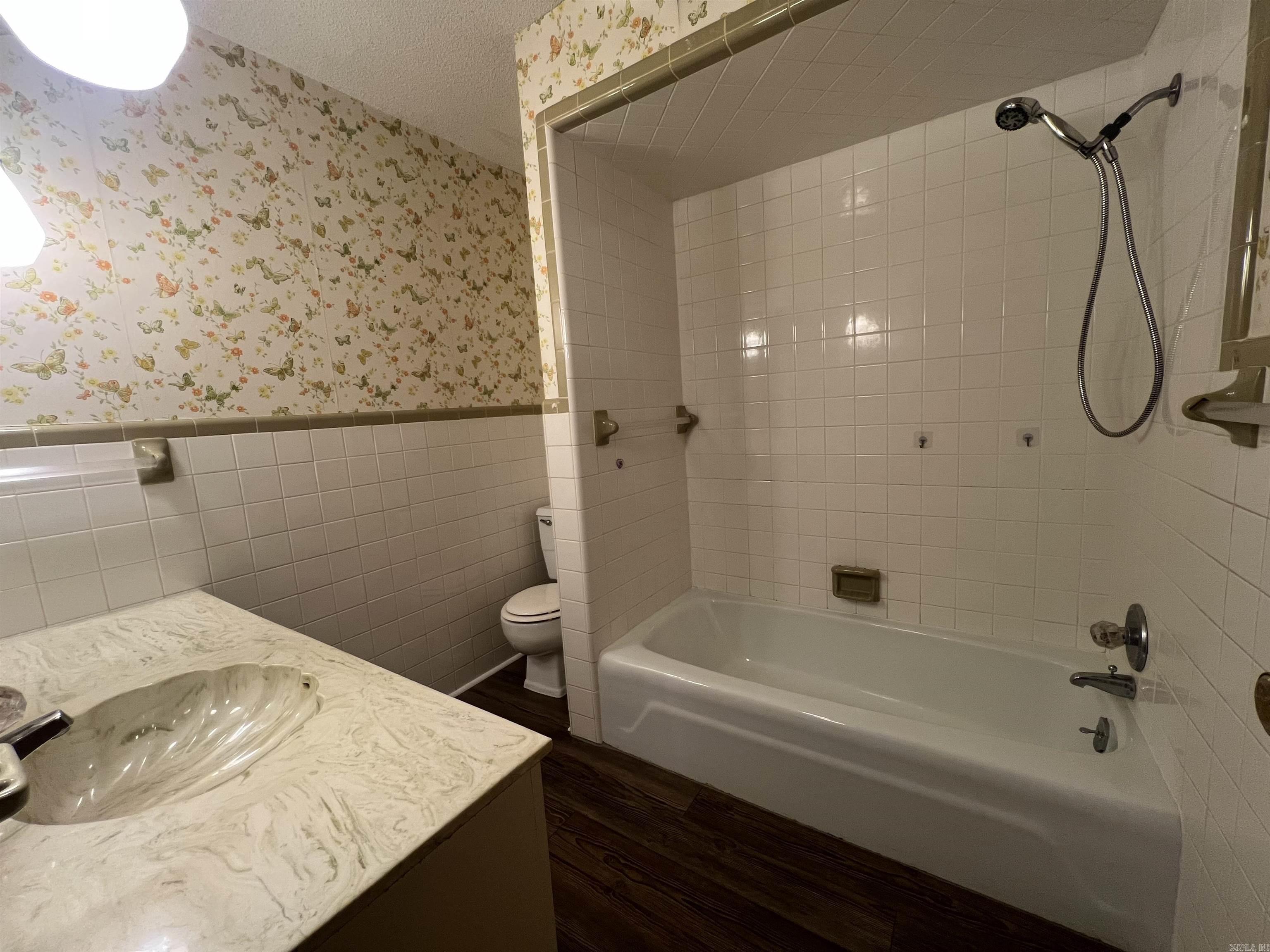 PIGGOTT - Residential