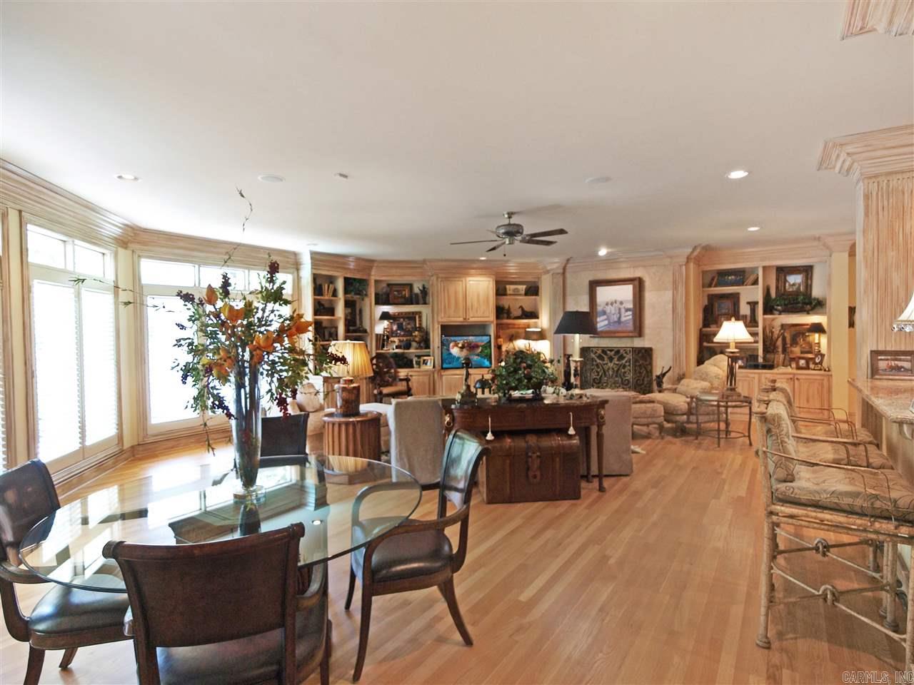 CHENAL DOWNS - Residential