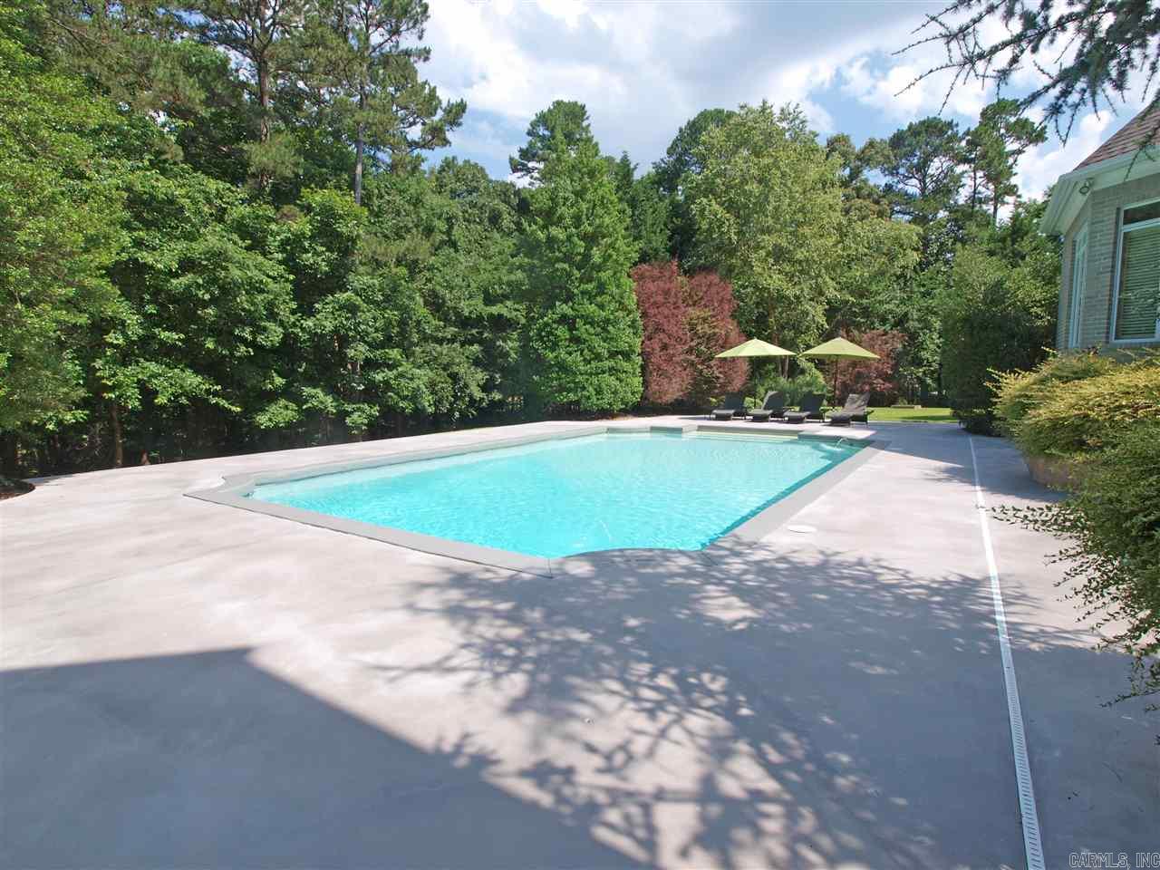 CHENAL DOWNS - Residential