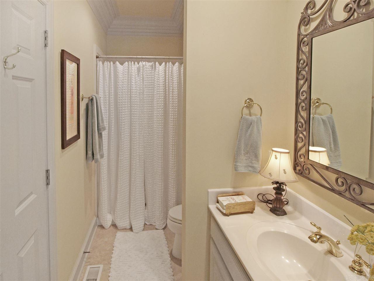 CHENAL DOWNS - Residential
